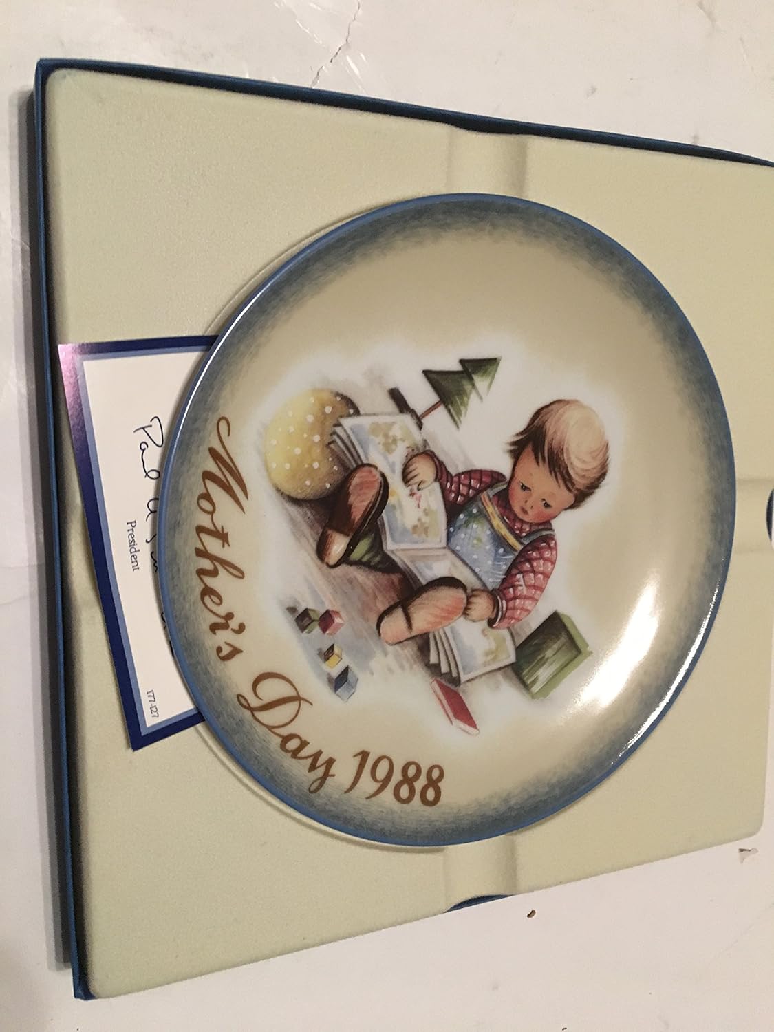 F.X. Schmid Young Reader Collector Plate Mother's Day 1988