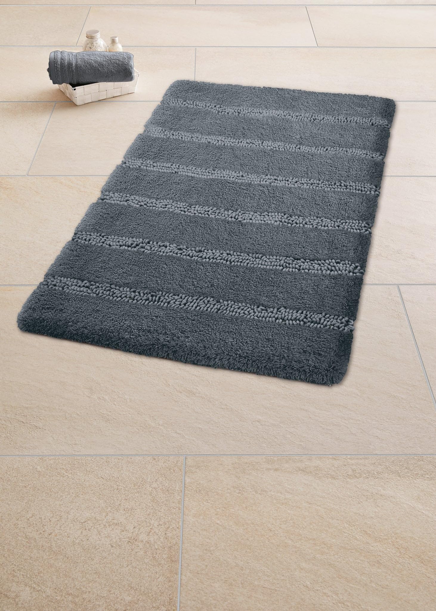 Kleine Wolke Badteppich Monrovia Schiefer 70 x 120 cm | OEKO-TEX zertifiziert, rutschhemmende Unterseite, für Fußbodenheizung, maschinenwaschbar, 100% Polyester