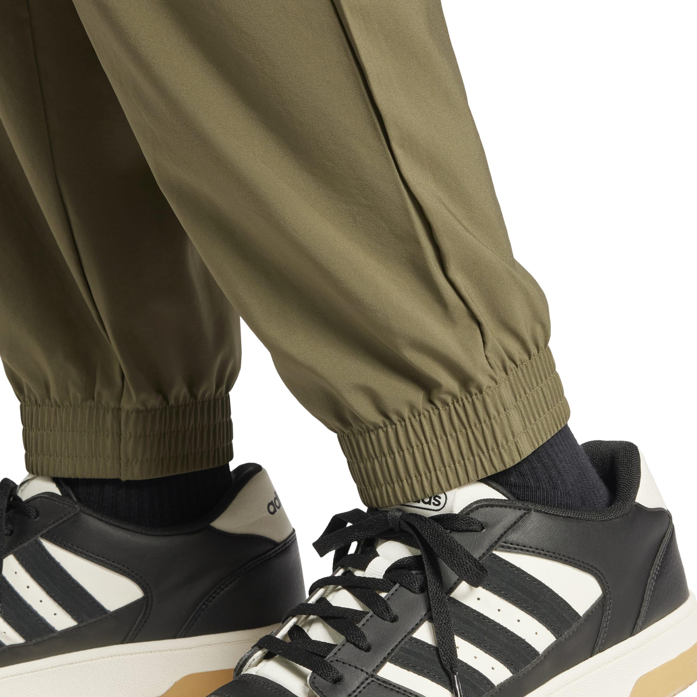 adidas Hombre Essentials Small Logo CARGP Pant