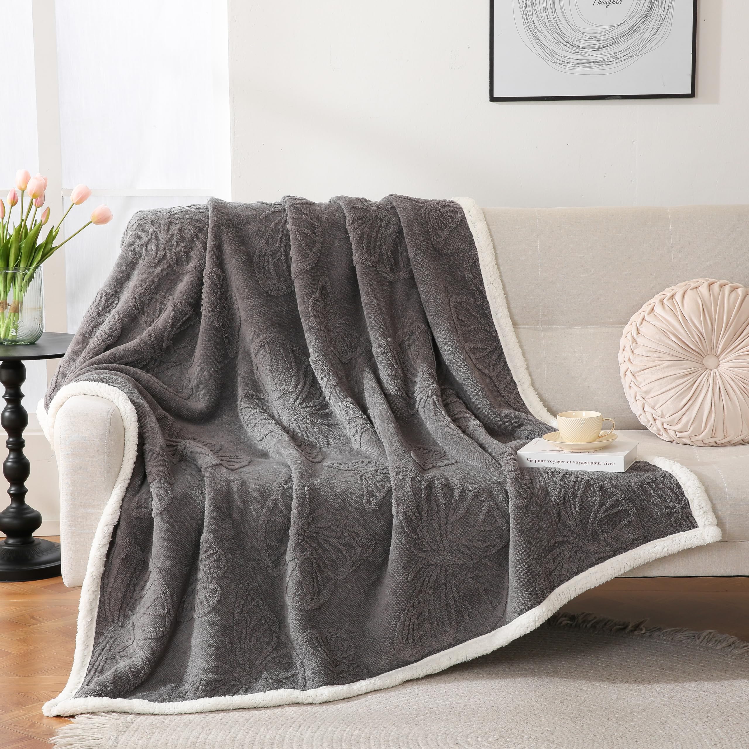 Gracelife Blanket for Women, Sherpa Throw Blanket for Couch, Flannel Butterfly Cozy Soft Blanket for Bed - Fleece, Grey, 200 * 230cm