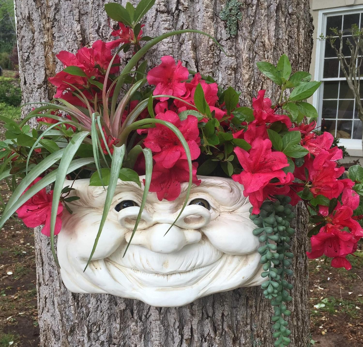 10.5 Grandma Violet Ant. White The Face Statue Tree & Patio Wall Planter