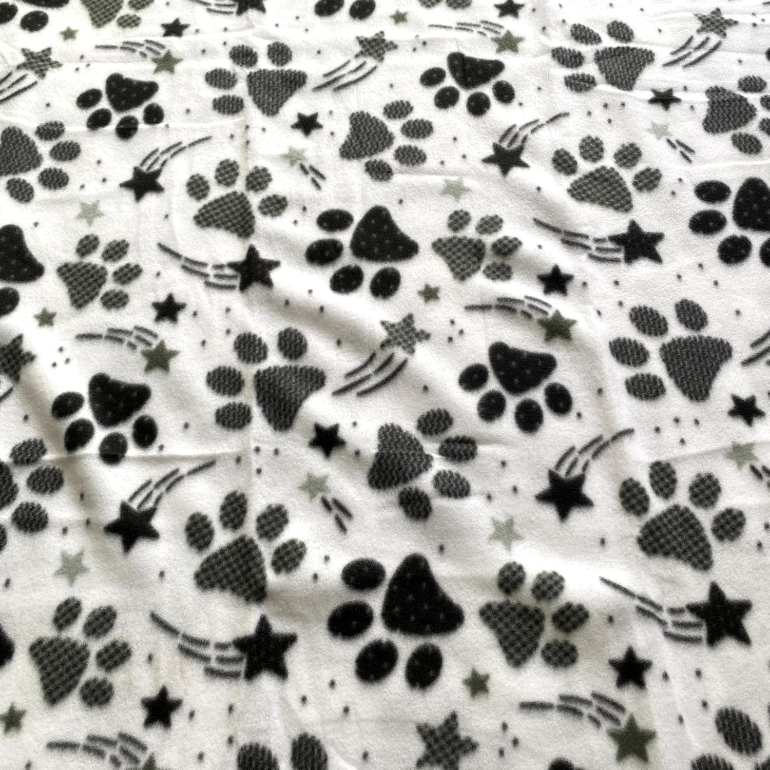 Pet Paw Prints Designs Anti-Pill Premium No-Sew Throw Fleece Fabric Kit (50x60)