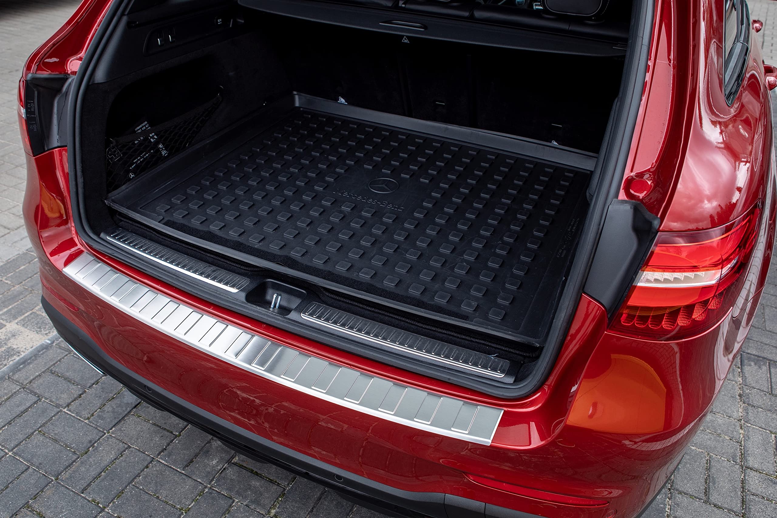 Aroba AR1178-BL Edelstahl Schwarz Black Chrome Ladekantenschutz kompatibel mit Mercedes Benz GLC BJ. 9.2015-4.2019 passgenau Abkantung Farbe Schwarz-Anthrazit