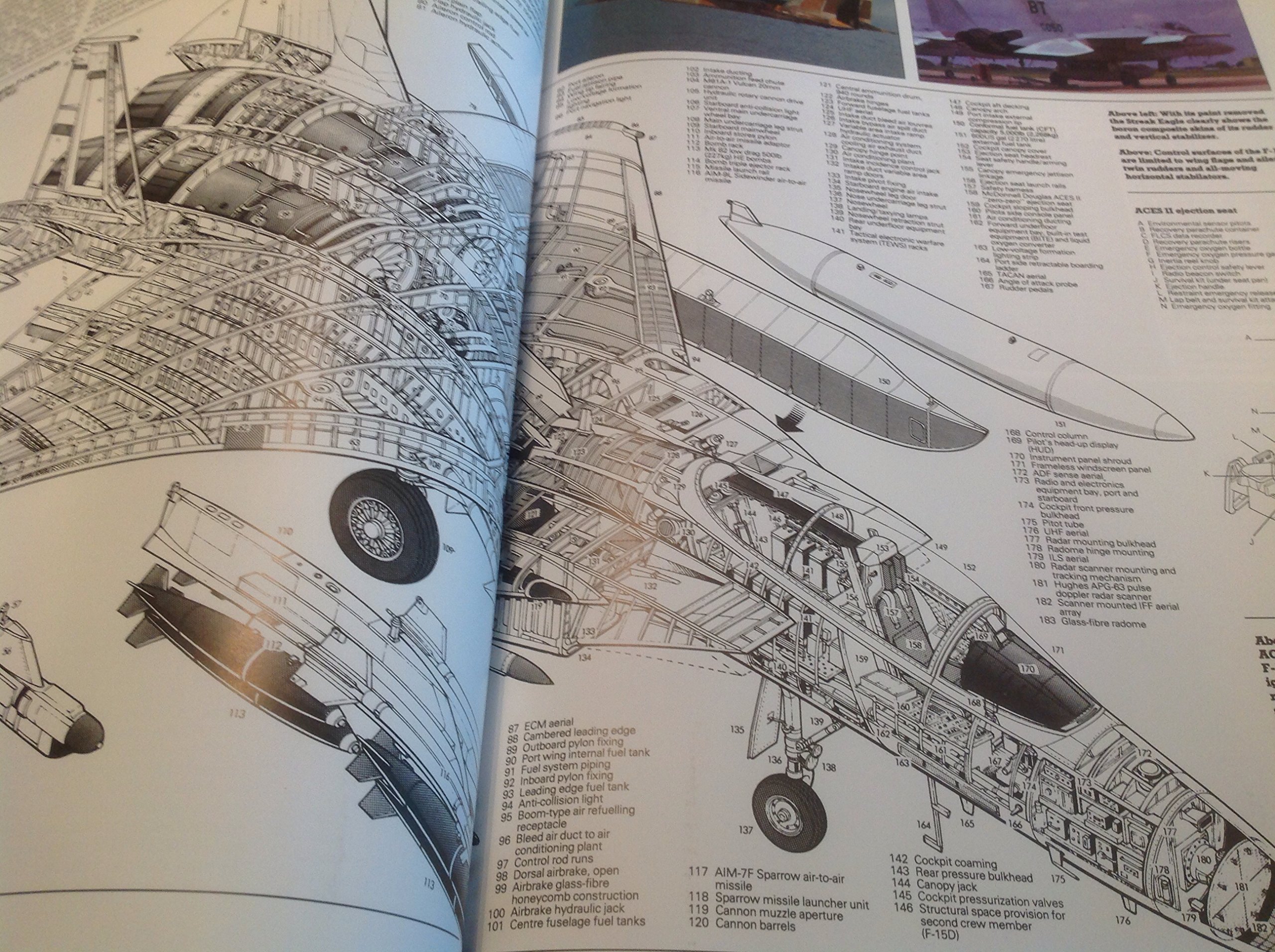 GREAT BOOK OF MODERN WARPLANES