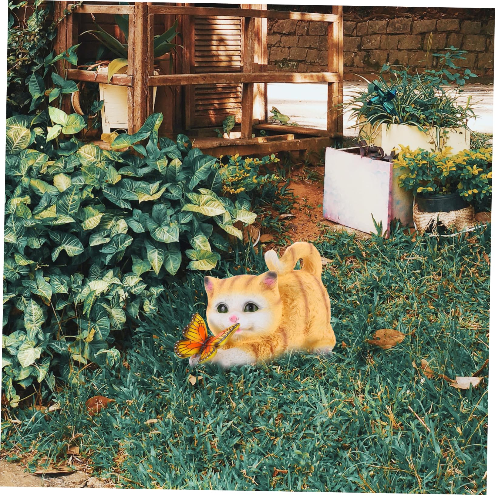 ibasenice Realistische Gelbe Katzenfigur aus Kunstharz als Dekorative Schreibtischdekoration und Space Matching Gartenskulptur für Sammler und Tierliebhaber