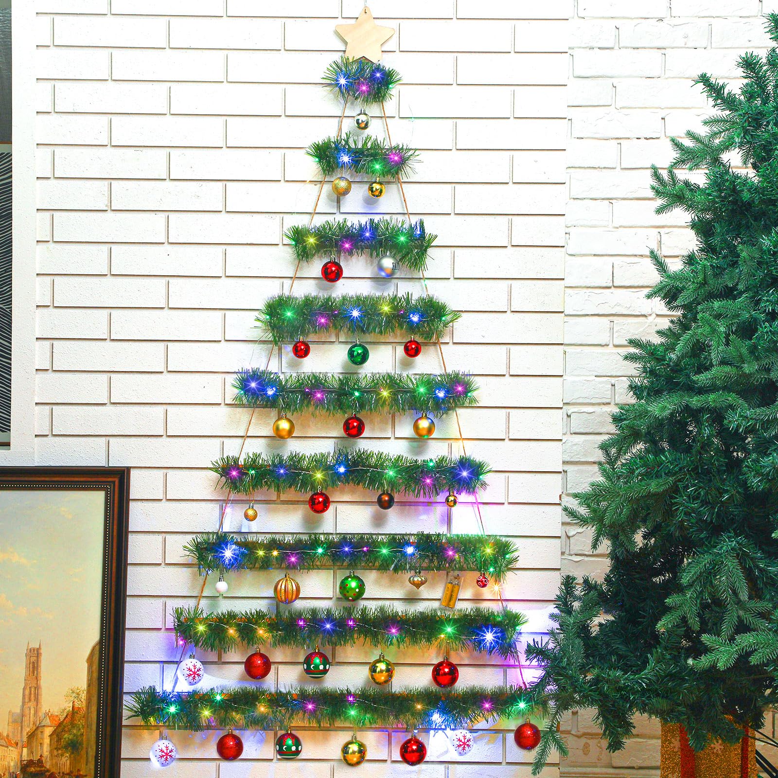 Hollowfly Sapins de Noël en bois à suspendre au mur de 152,4 cm, décoration de Noël avec guirlande de Noël de 6 m avec lumières LED et crochets en métal pour fête rustique