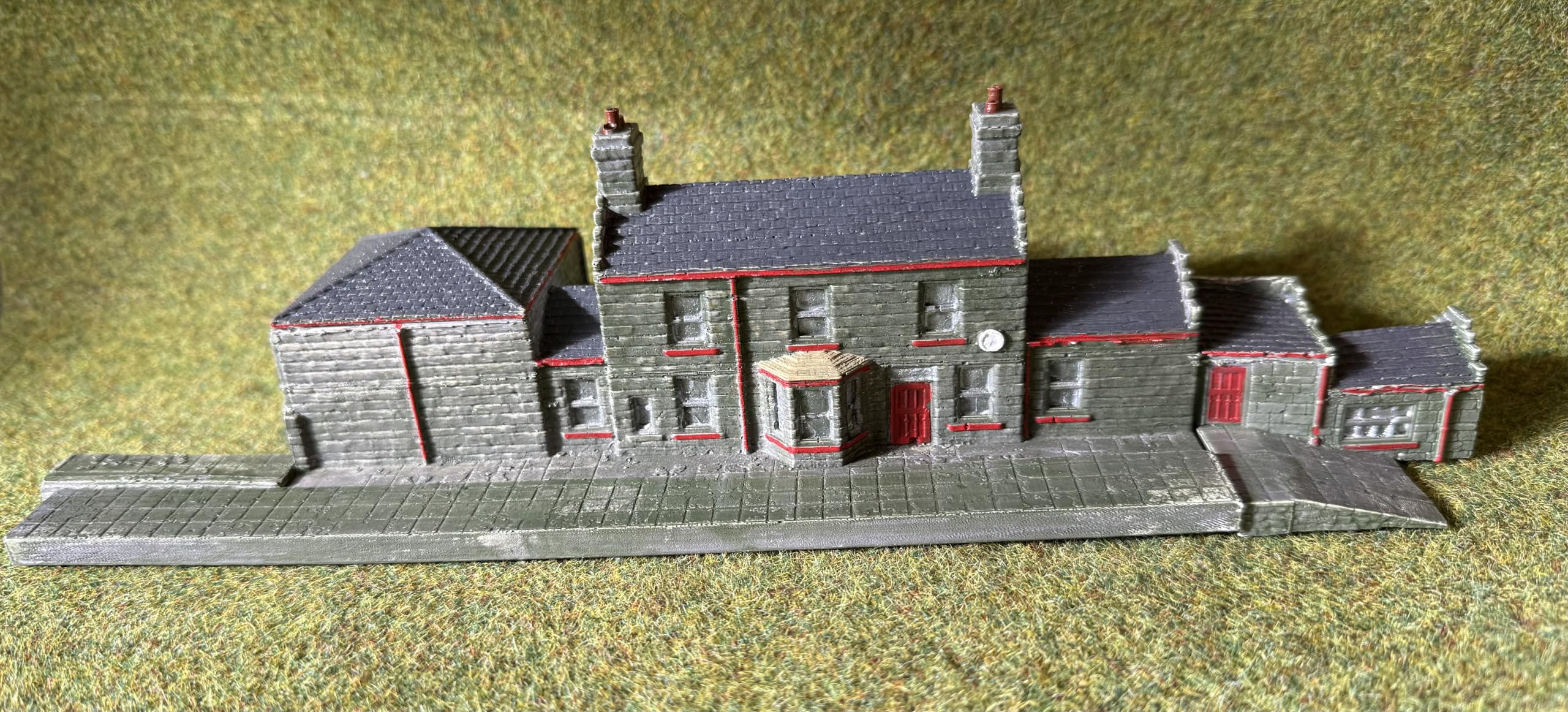 N Gauge 'Penny Station' Train Station, Goathland Train Station, Stone Walling - Model Railway scenery