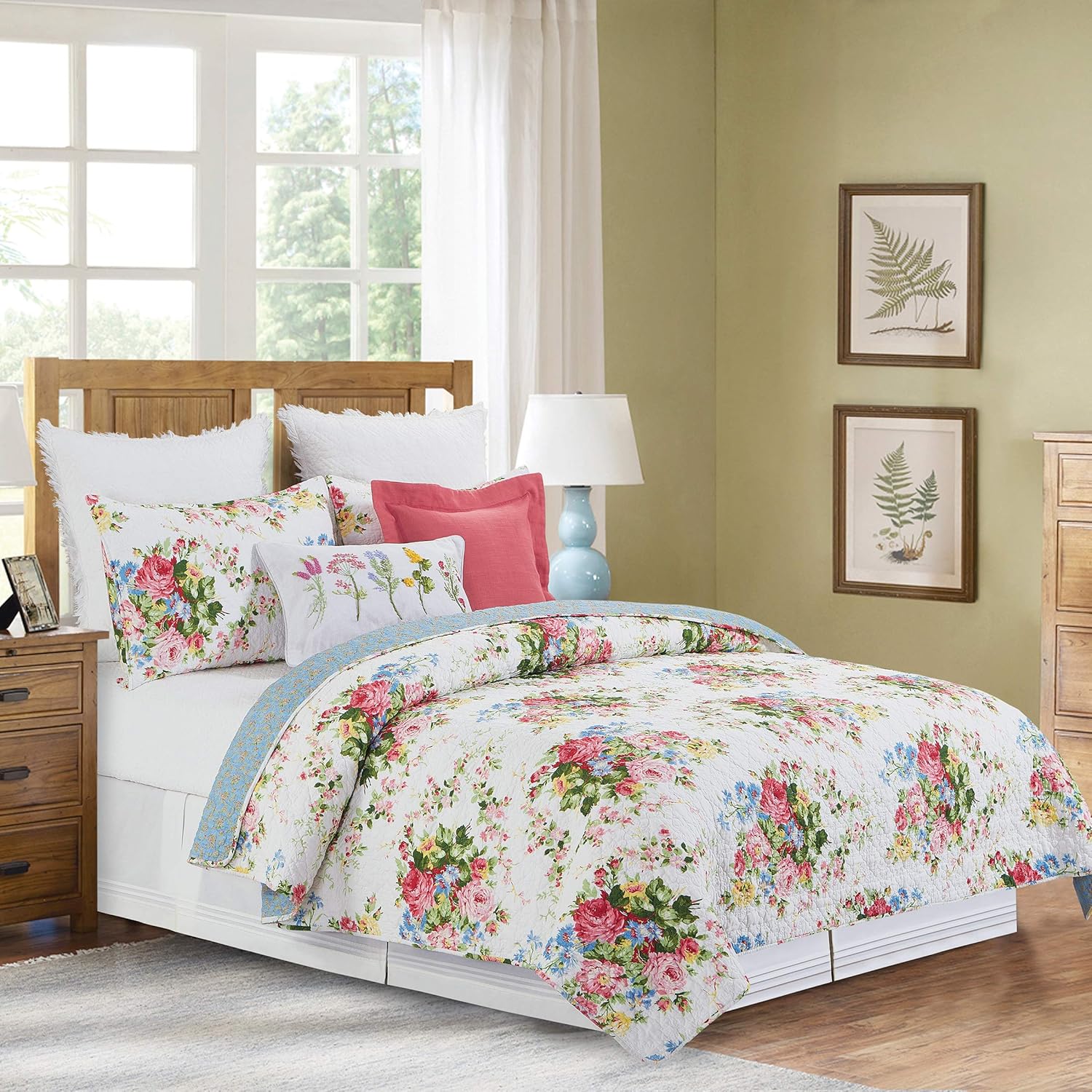 C&F Home Cottage Rose Traditional Floral Full/Queen Quilt Set Machine Washable Reversible Cotton Quilt Set Full/Queen 3 Piece Set Blue