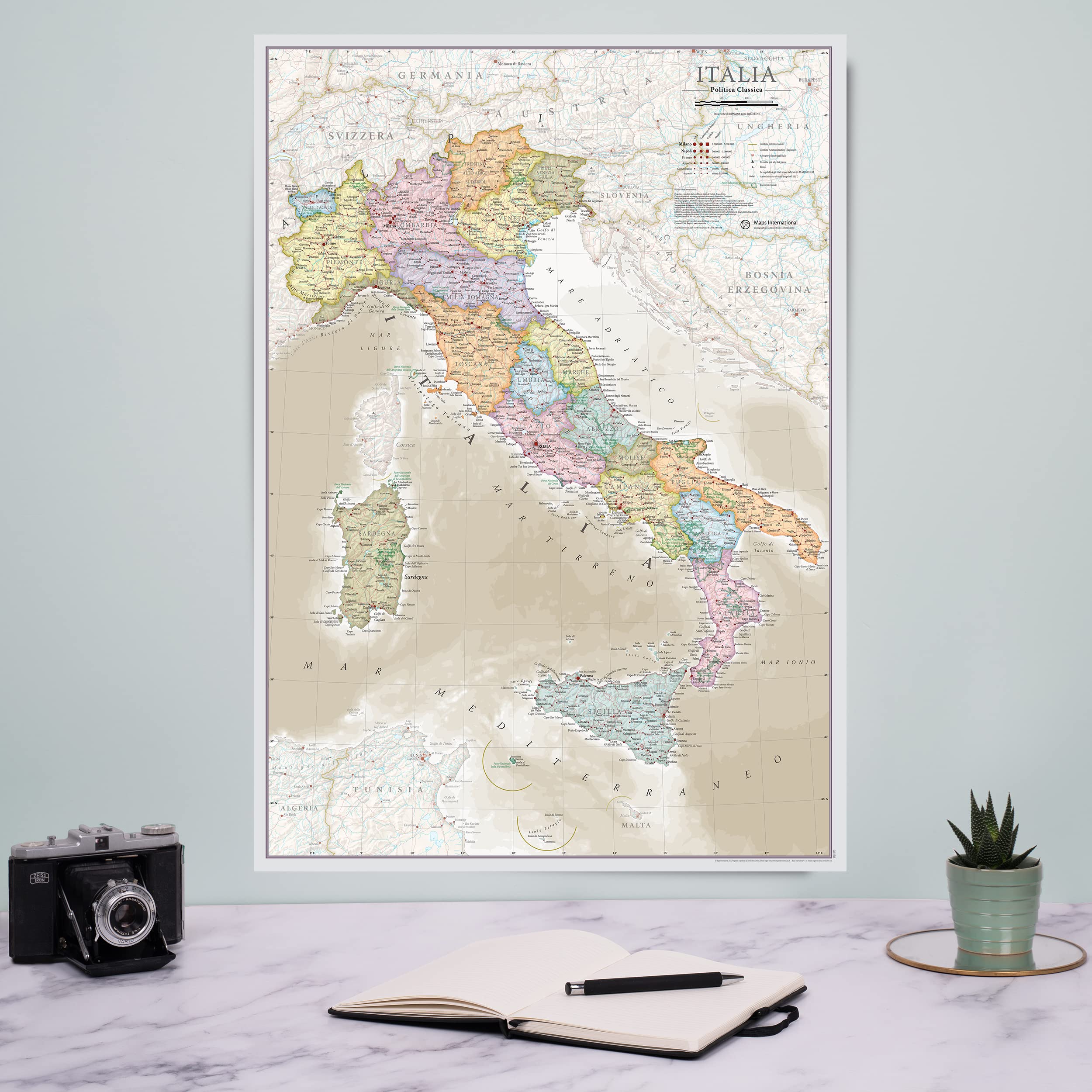 Maps International - Mappa del mondo + Offerta Gratuita una Mappa Italia - stile classico - Laminato