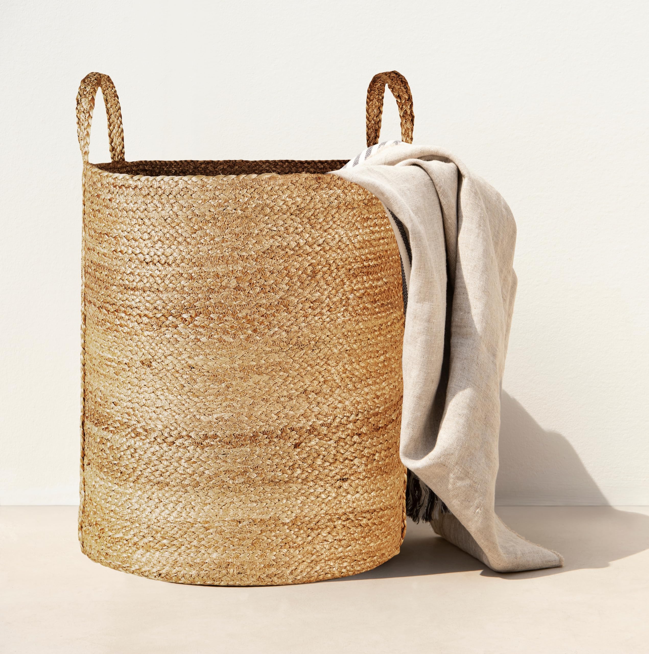 Olly & Rose Large Premium Woven Jute Handmade Storage Baskets 40cm x 50cm Large Premium Laundry Baskets and Display Versatile Natural
