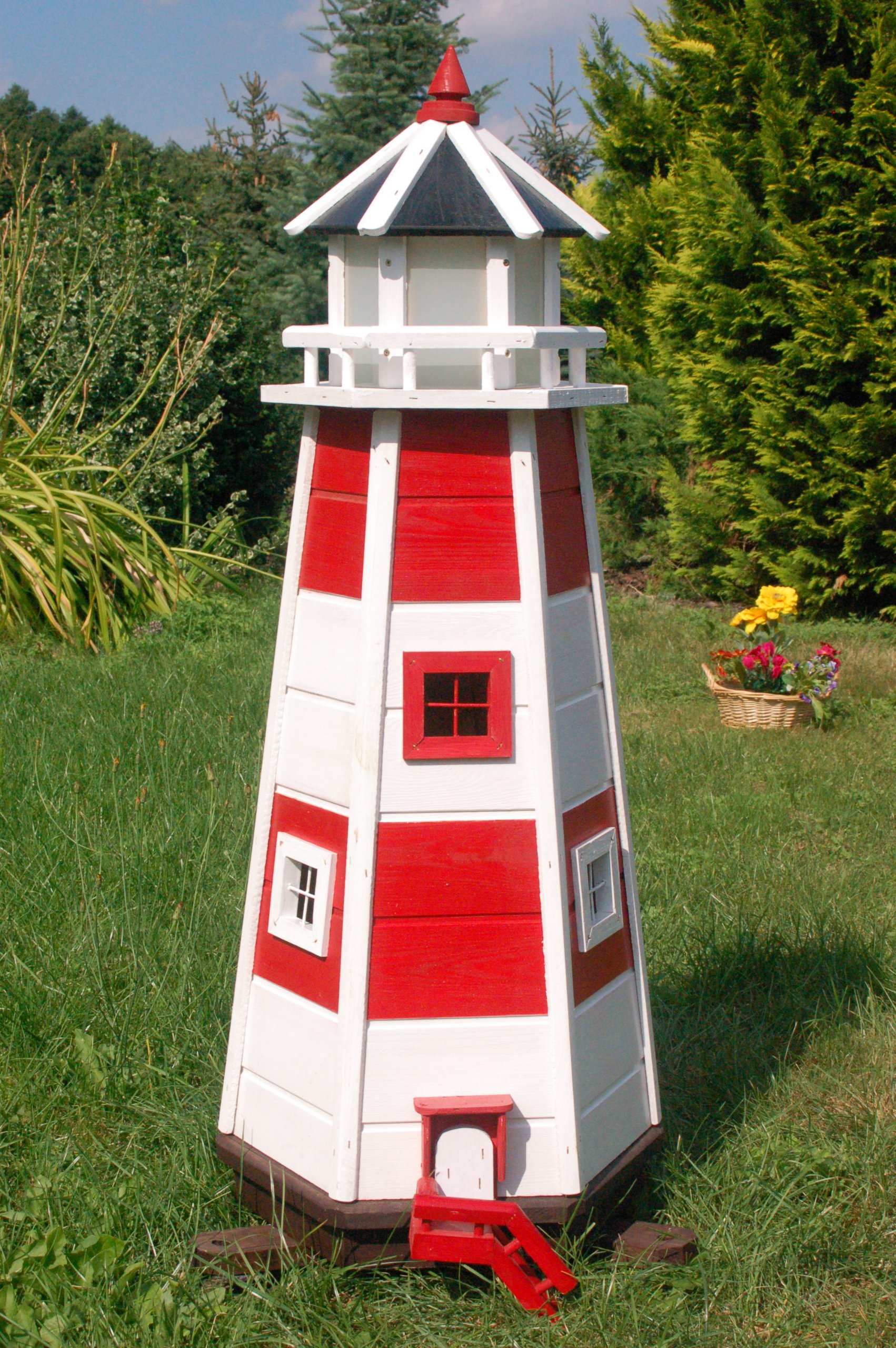 Deko-Shop-Hannusch Wunderschöner großer XXL Leuchtturm aus Holz mit SOLAR Beleuchtung Größen, Solarbeleuchtung, (rot/Weiss, 1,10 m)