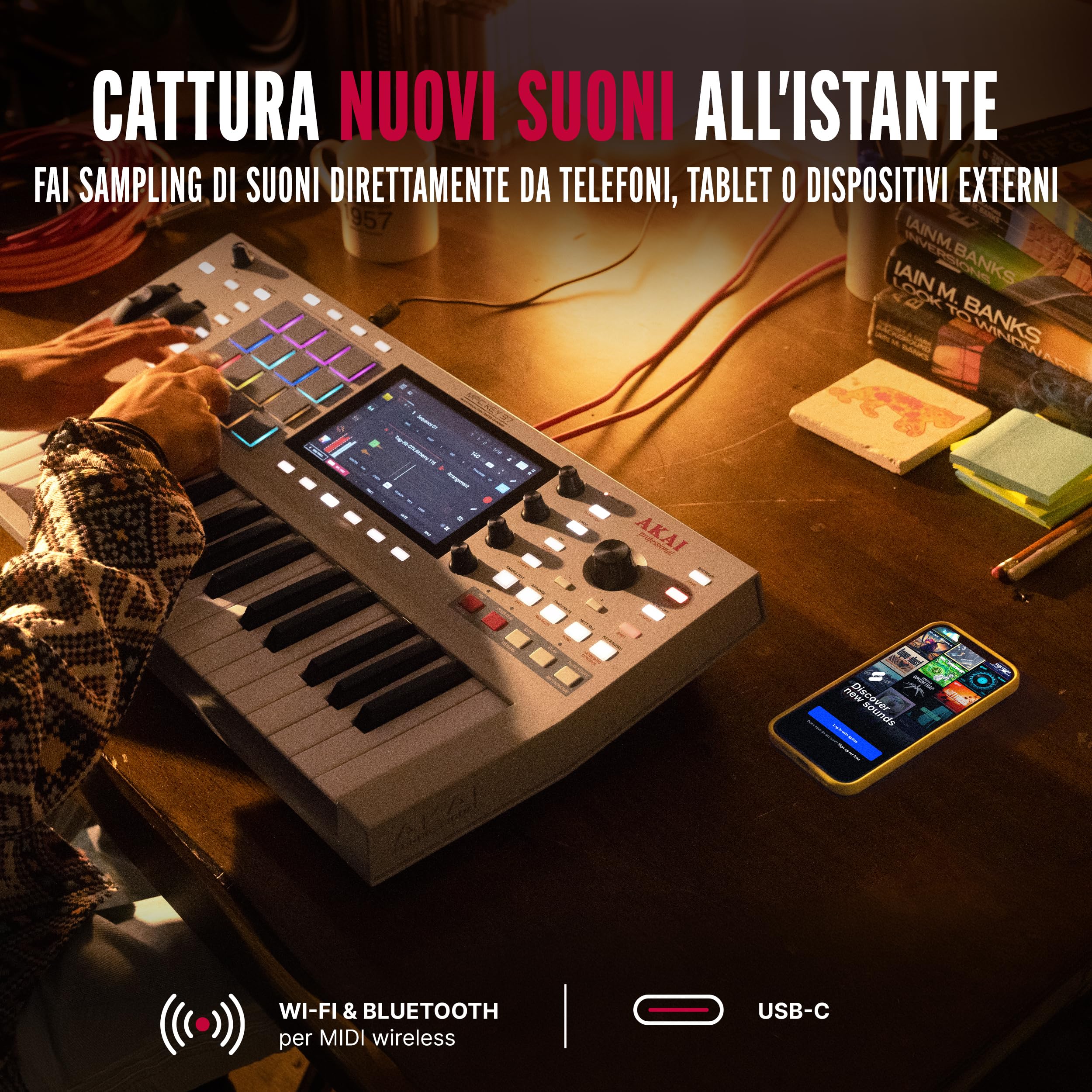 Akai Professional MPC Key 37 G2 Tastiera di produzione standalone Next-Gen | Sintetizzatore per producers, sampling & sequencing, con USB-C, 37 tasti, 16 pad MPC, processore 8-core, 4 GB RAM
