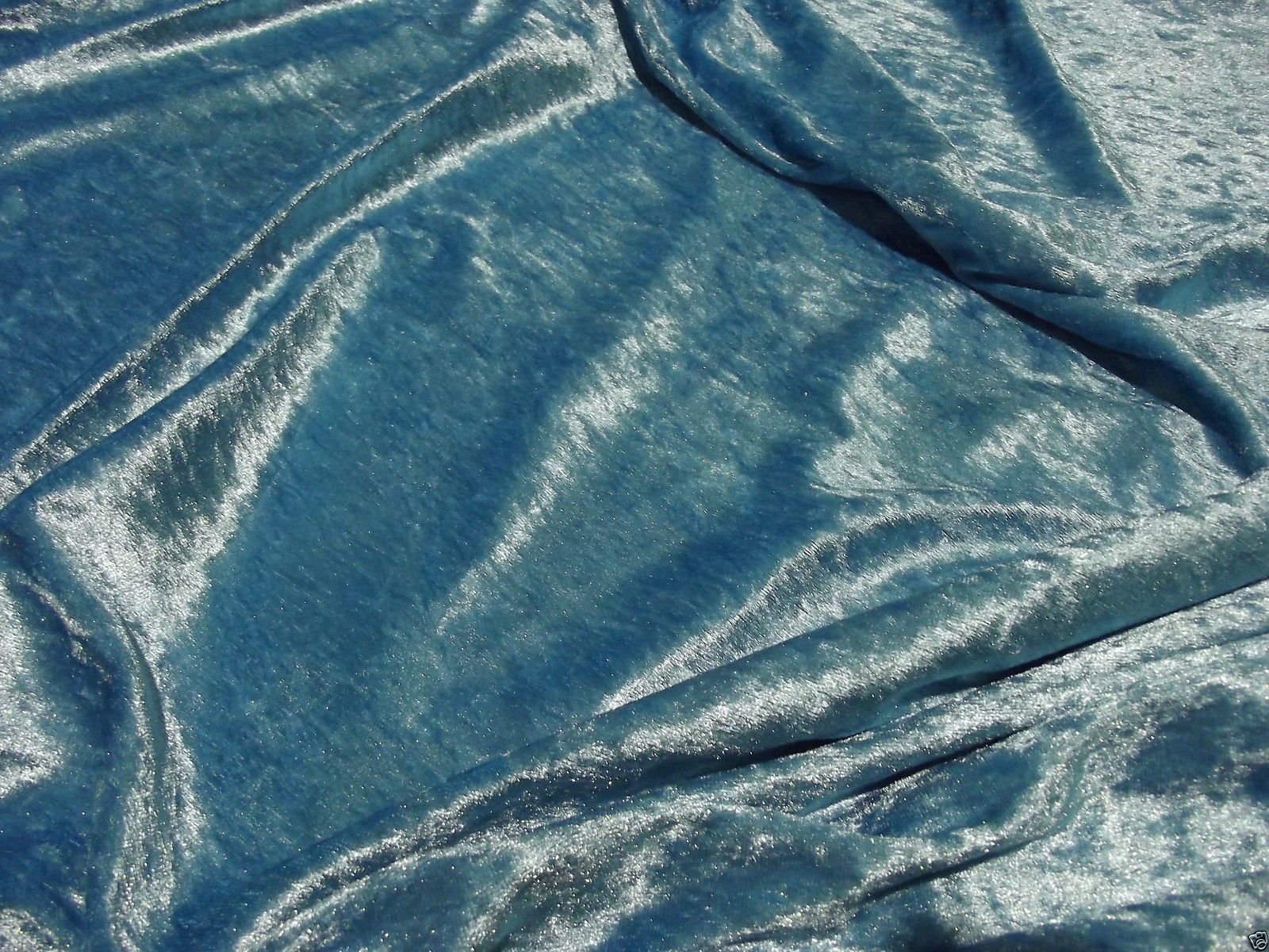 Crs Fur Fabrics Turquoise Crushed Velvet Velour Fabric Material - 1Mtr - 150Cmx100cm
