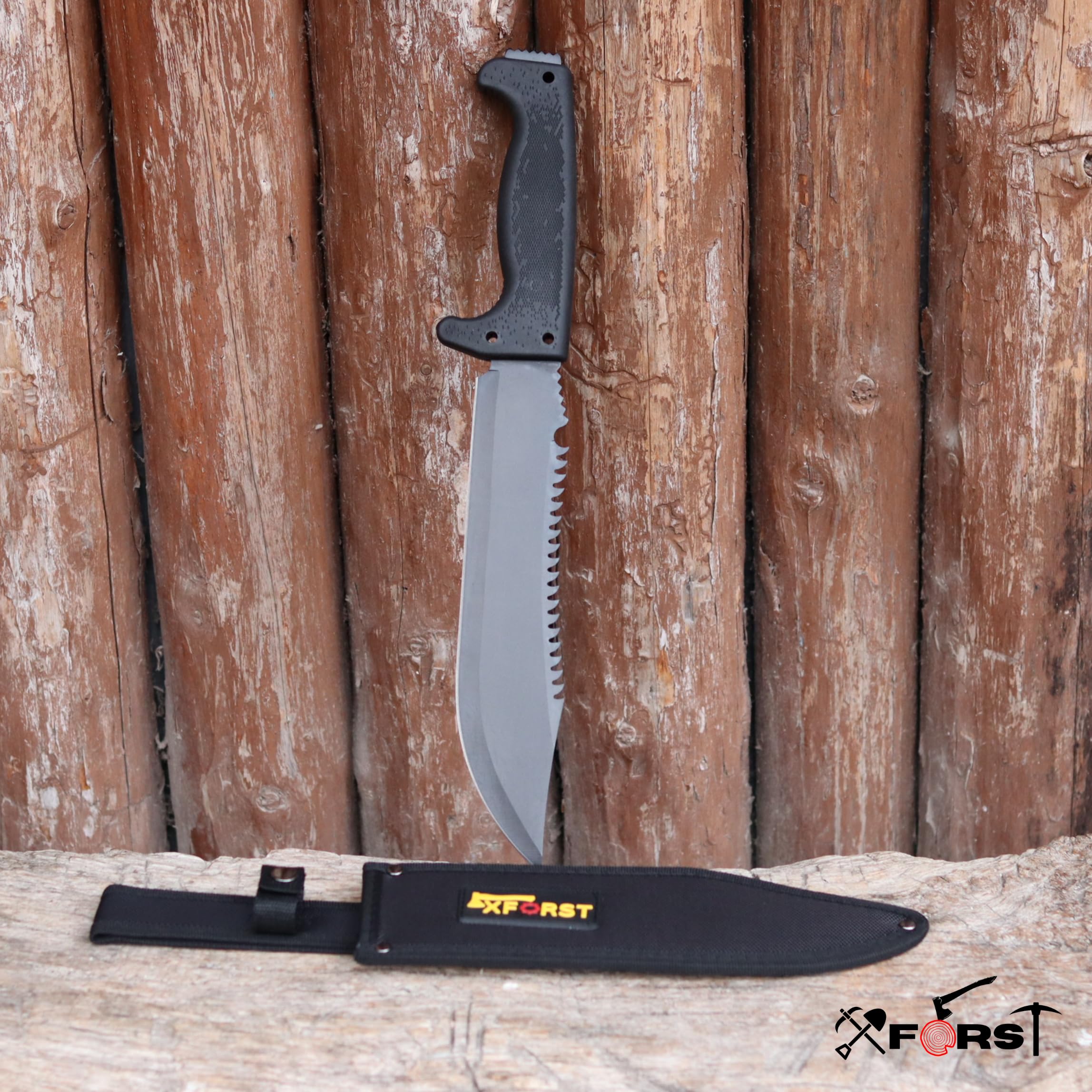 Xforst Coltello da Sopravvivenza Outdoor di Alta Qualità, Machete da Giardino Lunghezza totale: 38 cm, manico in plastica e fodero in tessuto Oxford.
