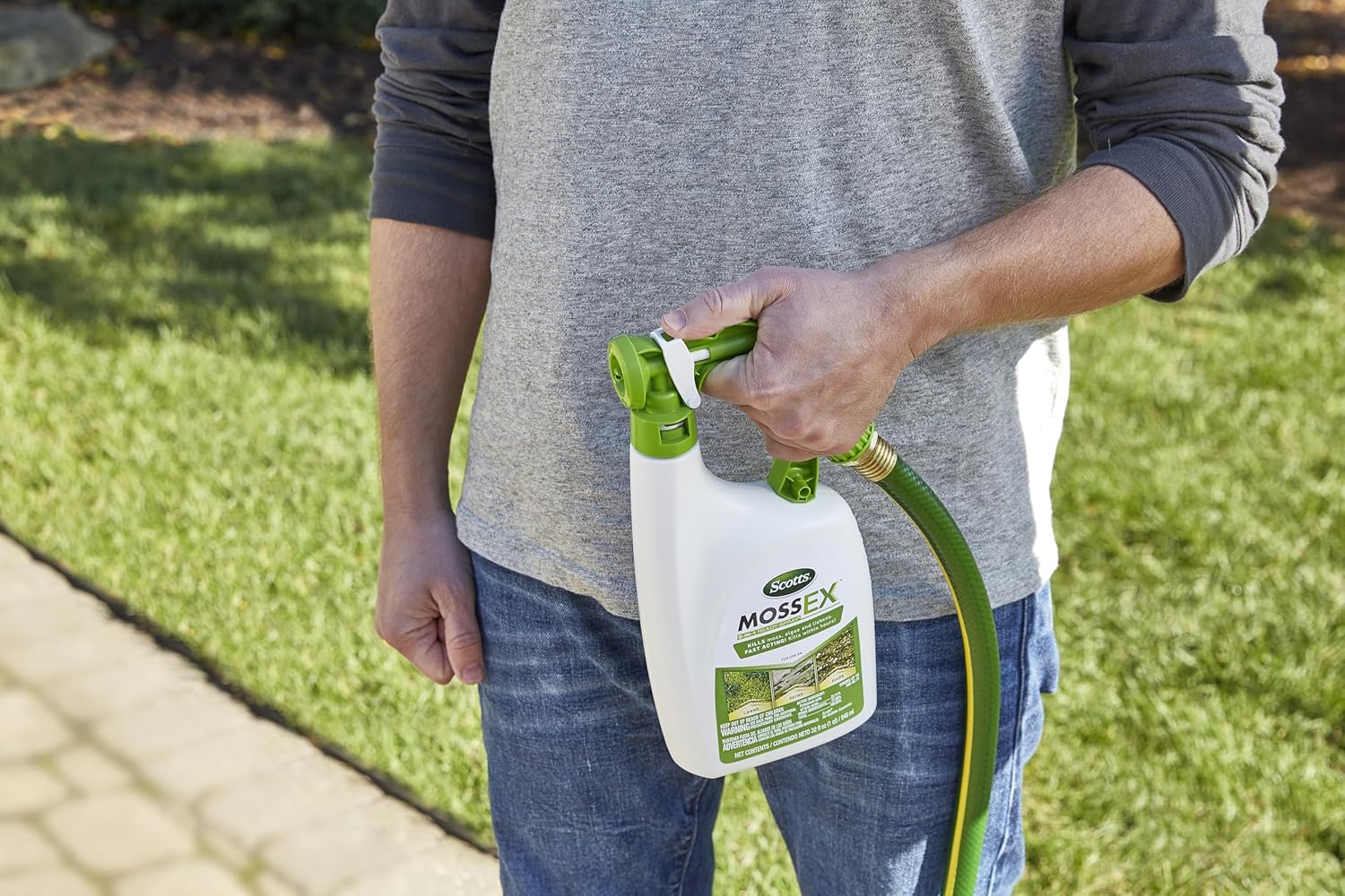 Scotts MossEx 3-in-1 Ready Spray,Kills Moss,Algae and Lichens,Fast Acting,Use on Lawns,Roofs,and Patios,32 fl. oz.,(Pack of 2)
