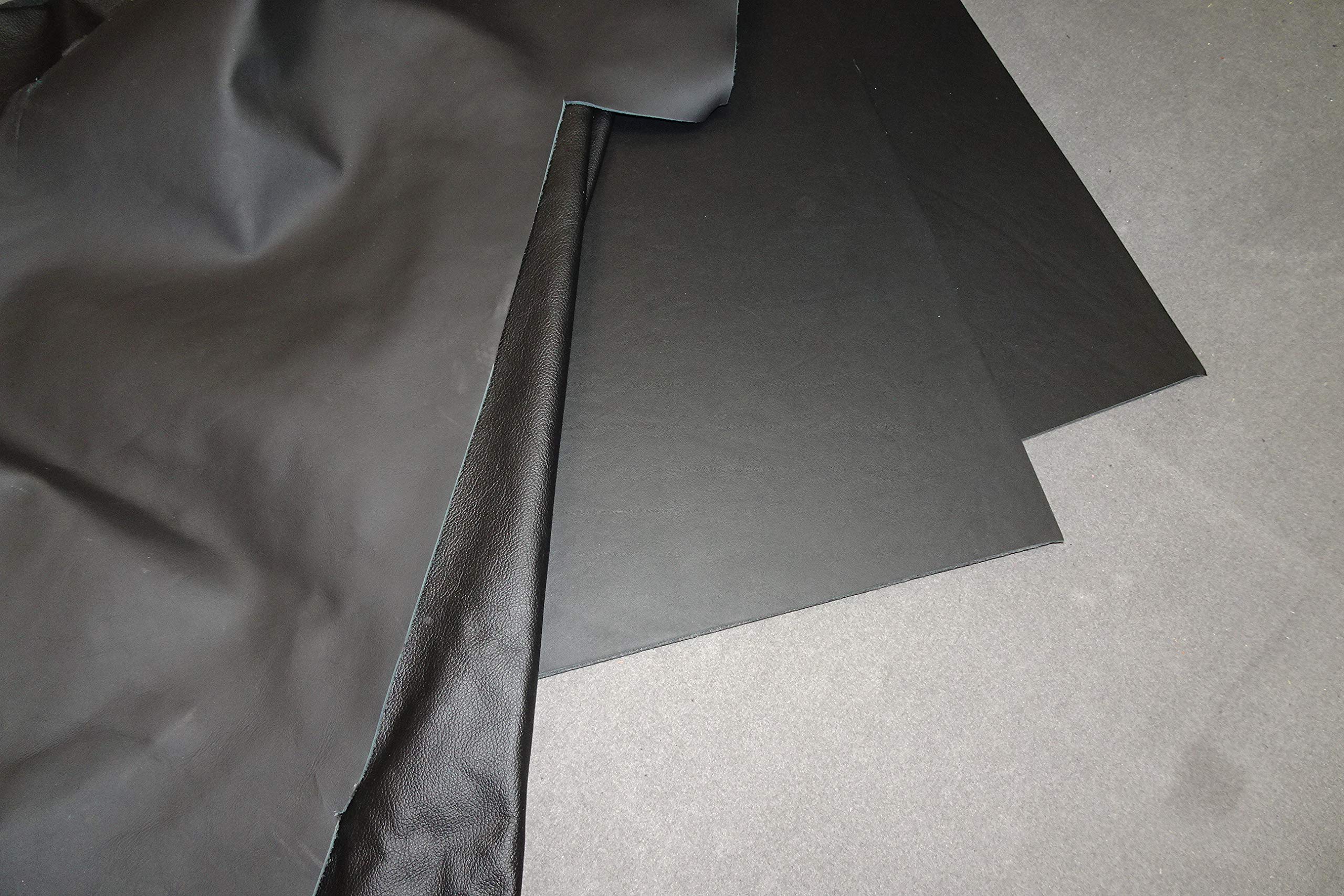 Lederreste Nappaleder Lederstücke schwarz Lederzuschnitte Möbelleder 1,2-1,4 mm (DIN A2 60 x 42 cm, Leder genarbt Sort 2)