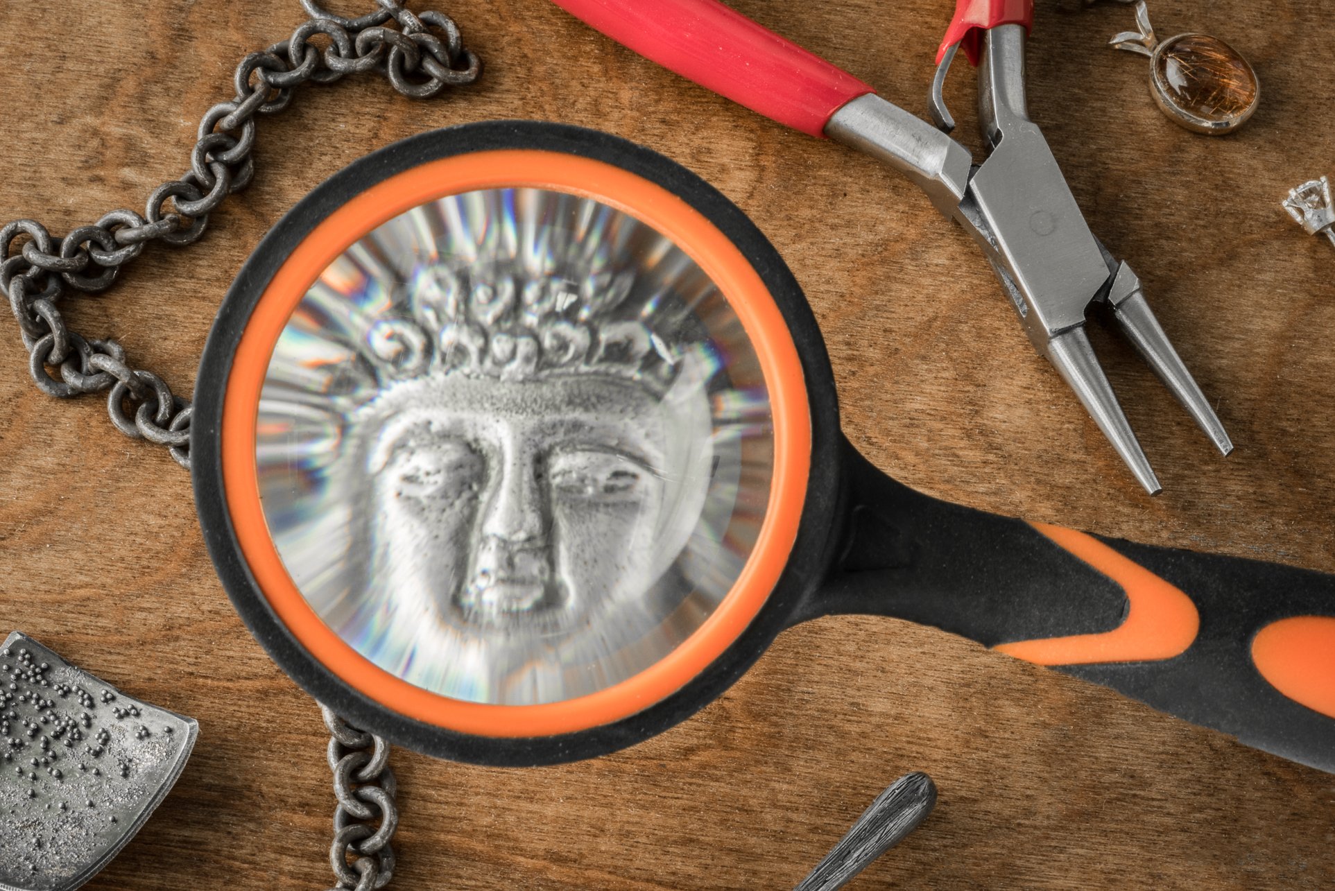 SE Rubberized Handheld 4x Magnifier - ML2111-2