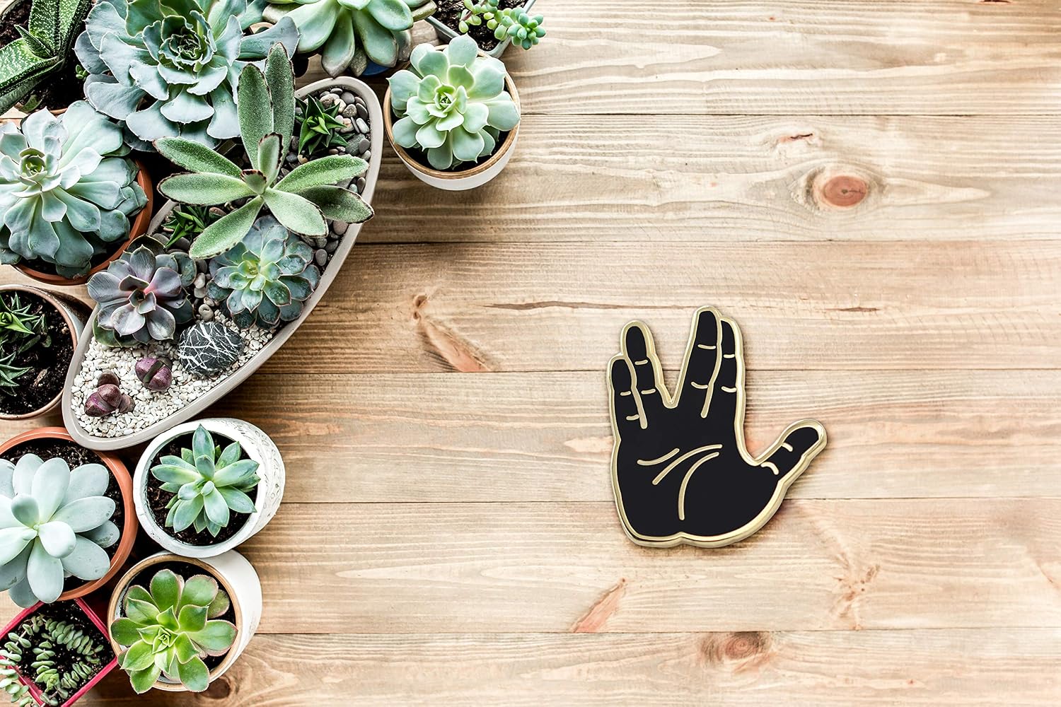 Live Long & Prosper Emoji Enamel Pin - Fan Made Star Trek Pin