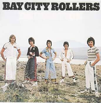 Amazon.co.jp: 青春に捧げるメロディー: ミュージック