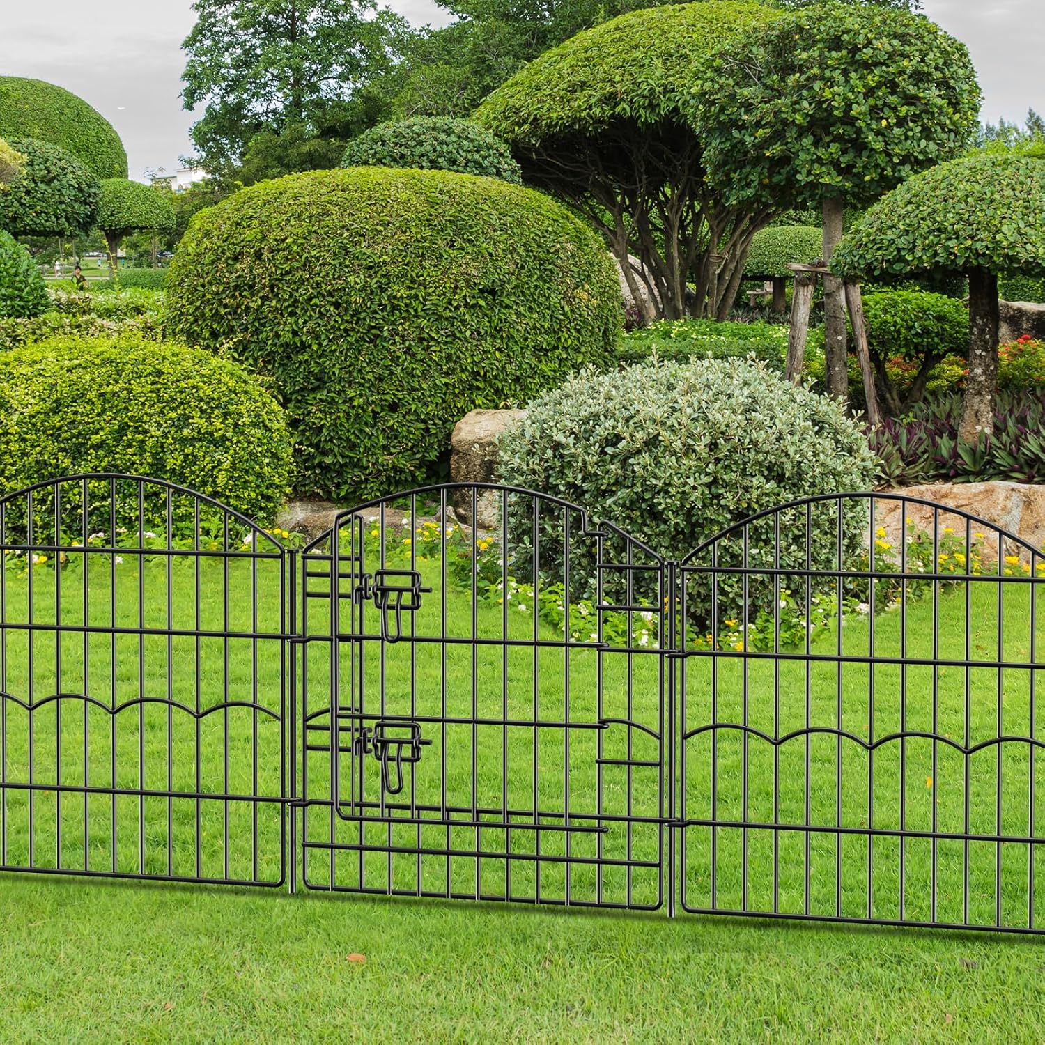 Decorative Garden Fence 6 Panels 12ft (L)×24in (H) No Dig Animal Barrier Fencing with 5 Panels + 1 Gate, Metal Garden Fences Rustproof Wire Border Temporary Dog Fence for Patio Outdoor Yard Lawn 6 Panels 12 ft(L)-24"(H) - With Door