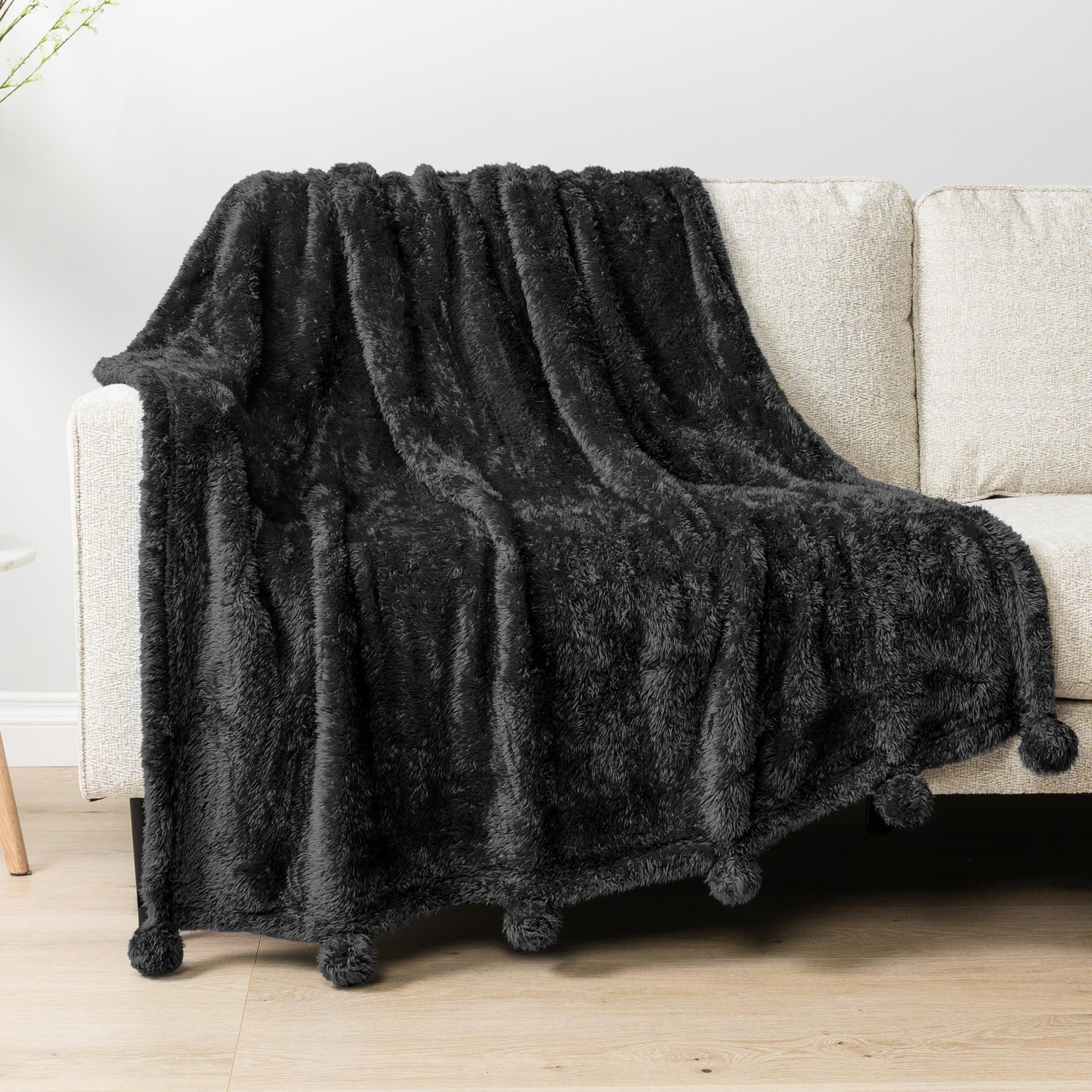 Pavilia Sherpa Throw Blanket - Warm Plush Fuzzy Blanket with Pom Poms, Lightweight Soft Cozy Fluffy, Black, 50x60