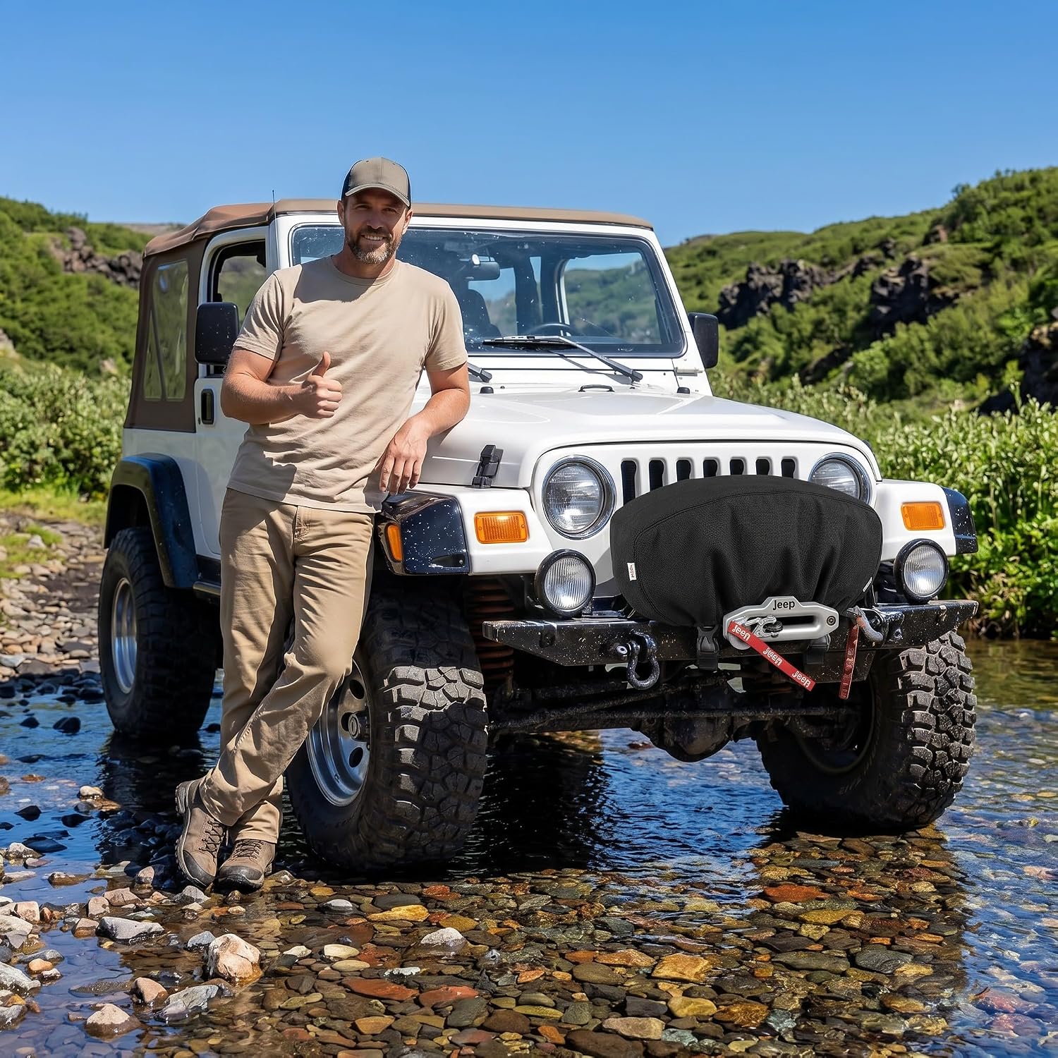 Winch Cover With Buckle Strap, 600D Heavy Duty Waterproof Winch Cover 12000lb, Tear-resistant Cover 8000 - 17500lbs for Outdoor Windproof Dustproof Sunproof, 21.5” x 9.5” x 7.5”