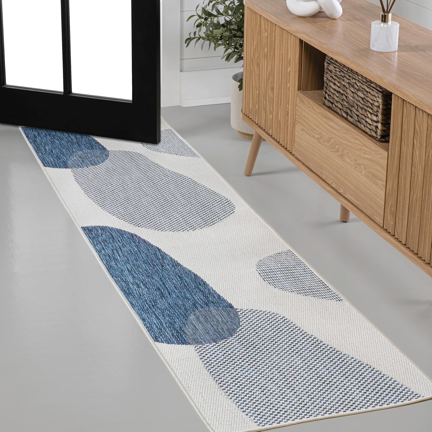 JONATHAN Y Geometric Organic Shapes Indoor Outdoor Runner Rug 2X8 Cream/Navy, Zia Modern for Backyard, Patio, Porch, Easy-Cleaning, High Traffic, Pet-Friendly, Non-Shedding (TSN306B-28)