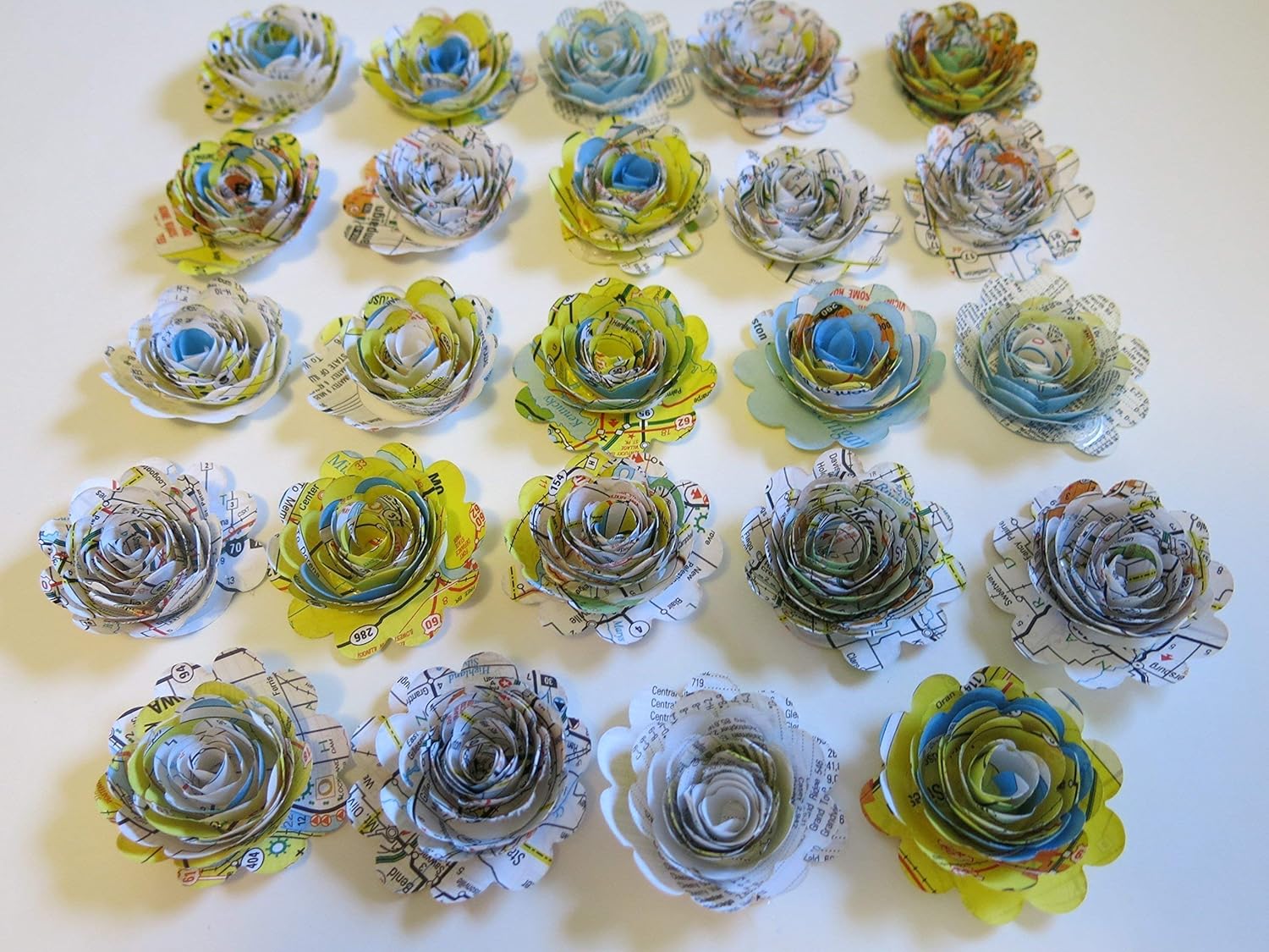 24 Pack Scalloped Quilled Vintage Road Map Paper Roses – 1.5 Inch 3D Floral Decor