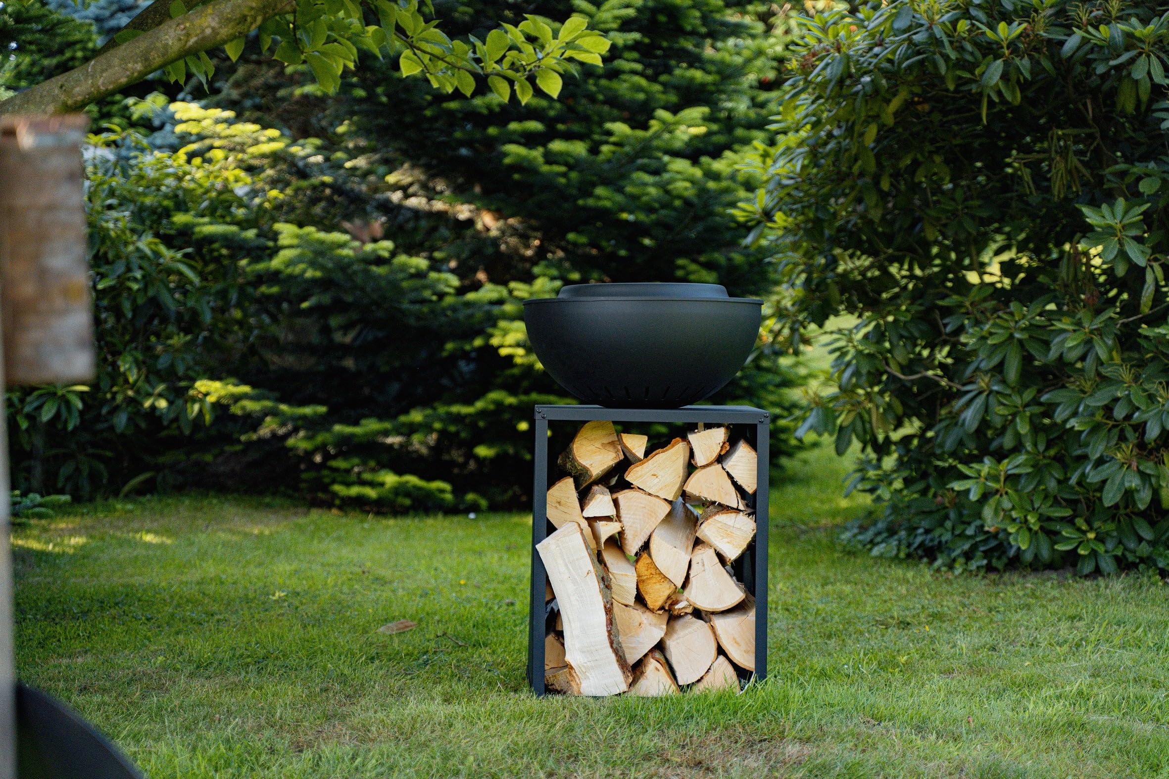Feuerschale, Feuerstelle, 2 in 1, BBQ-Funktion, Raucharme Feuerkorb, Feuertonne, Holzofen, Deko Terrasse, Außenofen, Gartenkamin, Aufbewahrung, Firepit, Stahl, 58 × 58 × 85 cm, Edenflair