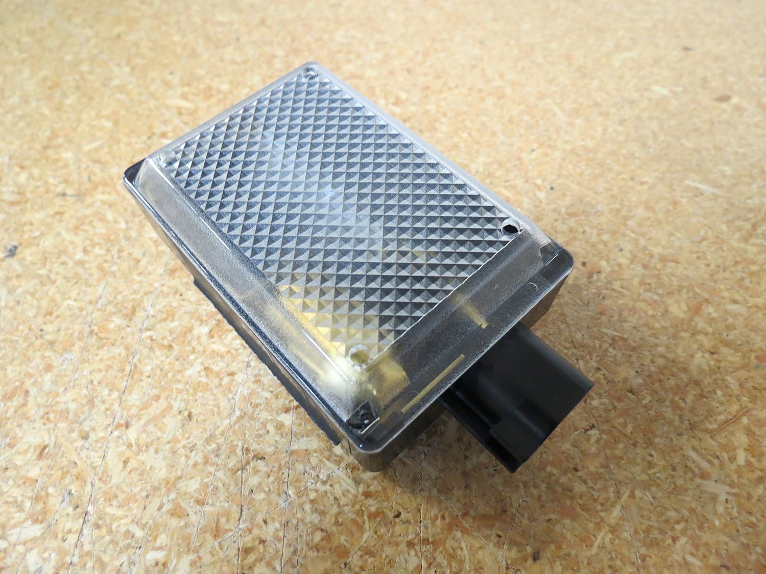 DODGE RAM 1500 2500 3500 4500 5500 Underhood Hood Courtesy Lamp Light