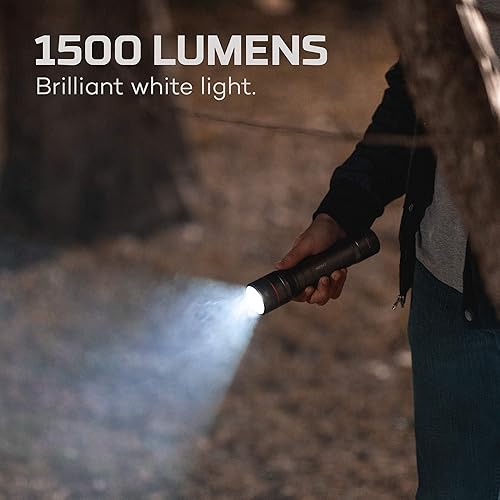 Miniatura 2 de NEBO Newton Potente linterna LED de mano  Linterna impermeable compacta alimentada por pilas AA  Gris tormenta  Disponible en 500, 1000, 1500 lúmenes