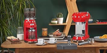 Smeg CGF01RDEU Electric Coffee Grinder with a Power of 150 W CGF01RDEU-red, Plastic, red