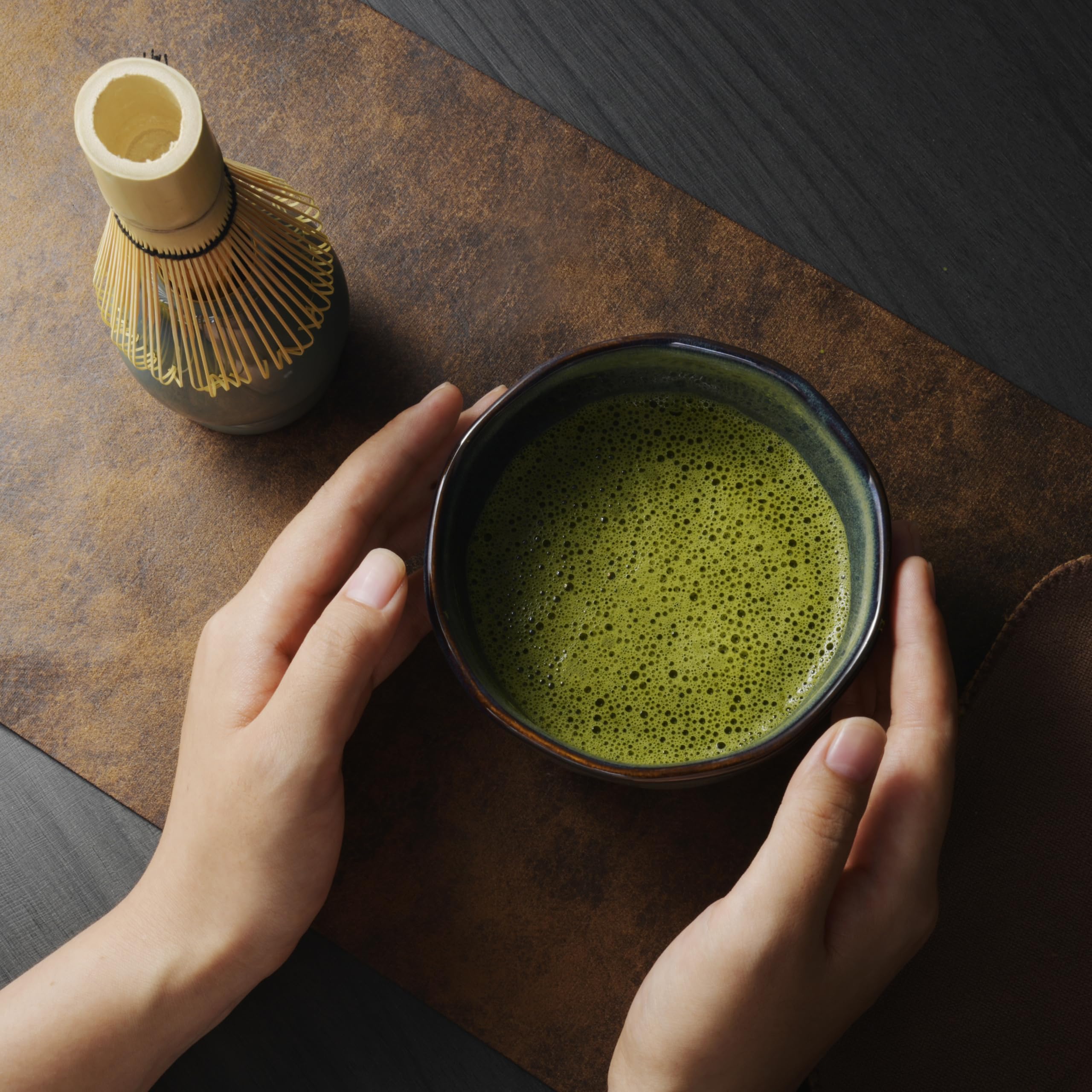 Japoński zestaw filiżanek do herbaty Matcha z trzepaczką, miarką, przesiewaczem i ceramiczną miską