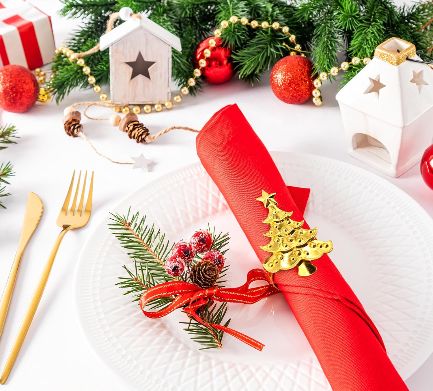 Jolitee Set of 4 Christmas Tree Napkin Rings – Elegant, Durable, Lightweight Gold Metal – Perfect for Holiday Table Decor and Celebrations