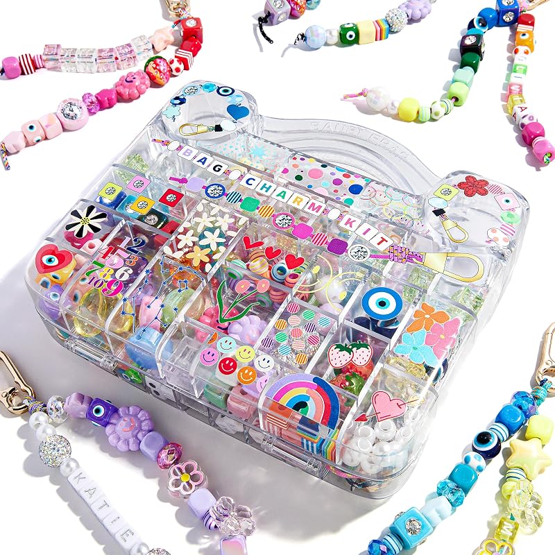 BaubleBar Ultimate Kit de colgantes para bolsos DIY | Las cosas favoritas de Oprah | Ideal para regalo, fiesta o actividad familiar | Kit de fabricación de joyas con llavero con cuentas | Manualidades DIY personalizables para todas las edades