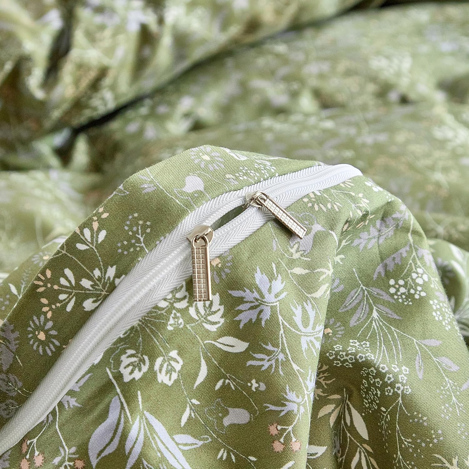 Army Green Comforter Set Washable for Bedroom Twin XL Boho Floral Quilted Comforter Set for Girls, Women, Men Warm Durable Bedding Set for All Seasons, 68''x90''