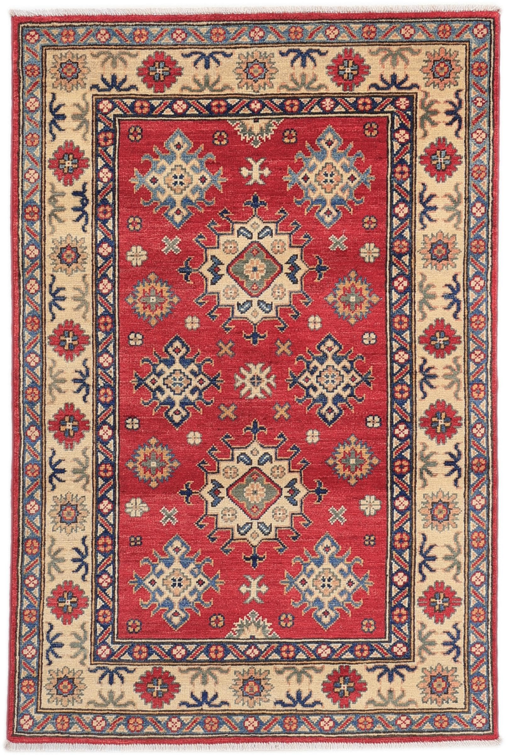 Tapis Kazak en laine du Pakistan pour habiller un sol nu et froid