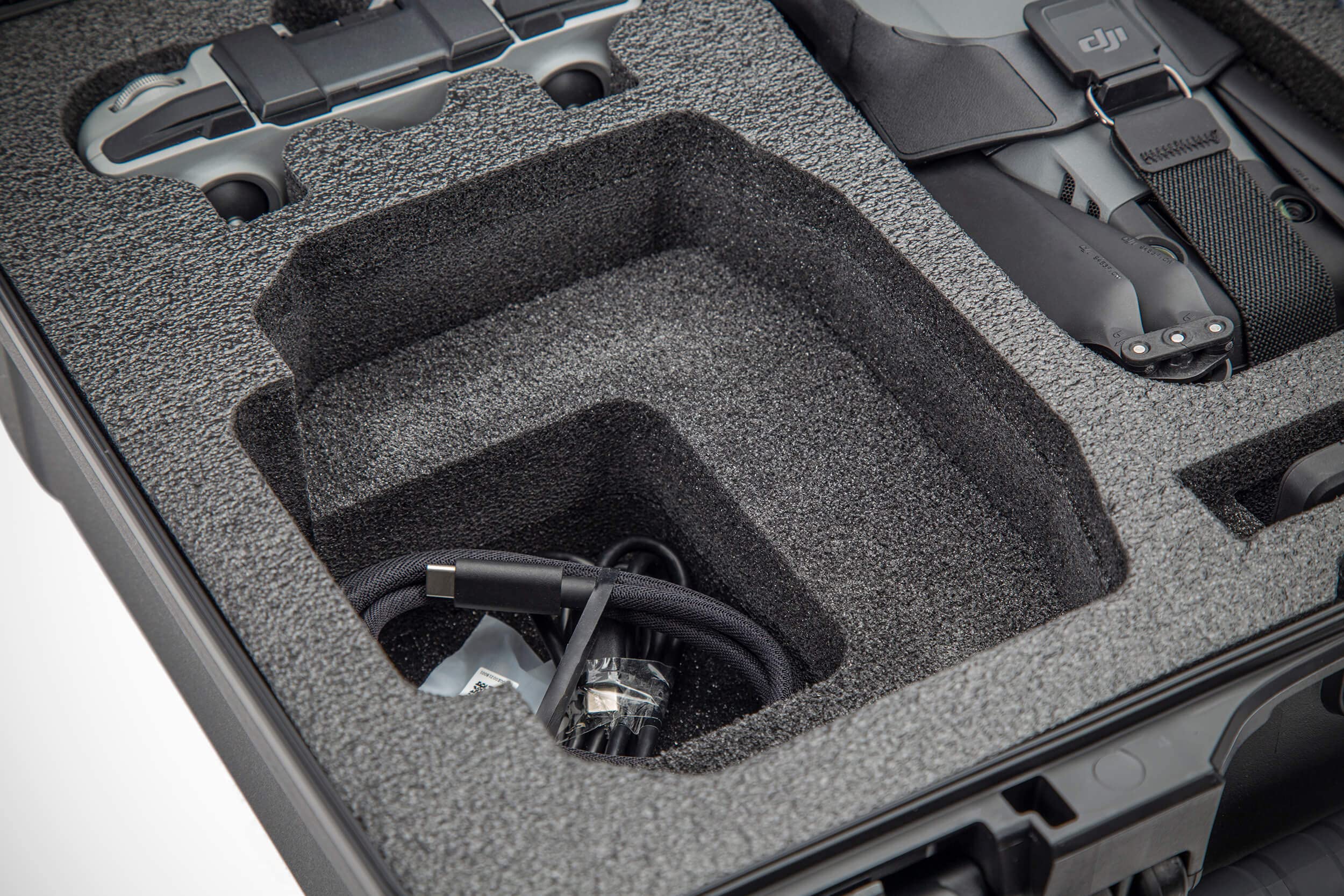 NANUK Custodia rigida impermeabile 925 con inserto in schiuma per DJI Mavic 3 Fly More/Cine Premium Combo - Arancione (925-MAV33)