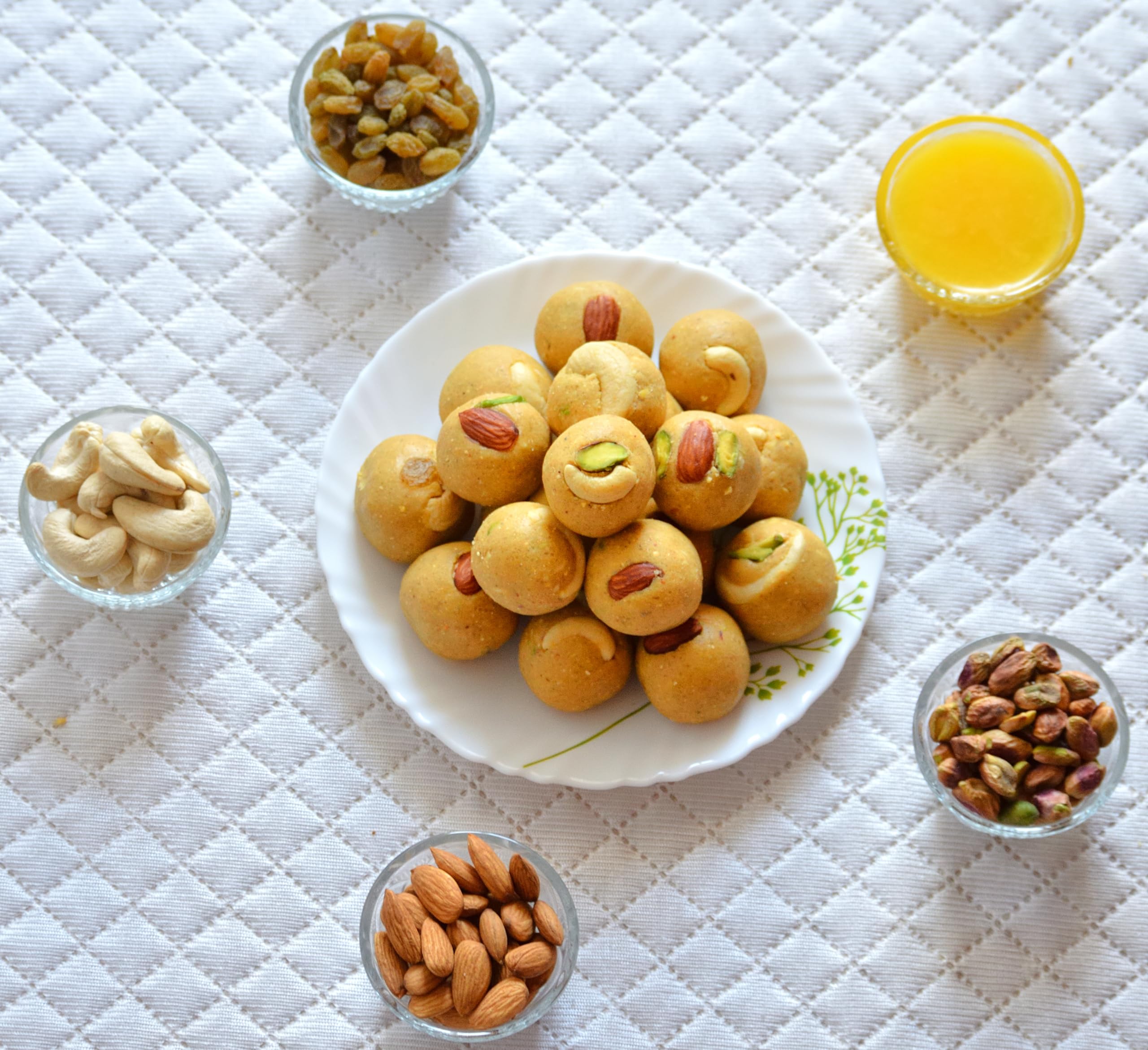 Besan Ladoo | Organic | Made To Order | Besan dry fruit ladoo | Made with Pure Desi Ghee | Made with Unrefined Raw Sugar | 200 GM pack 2