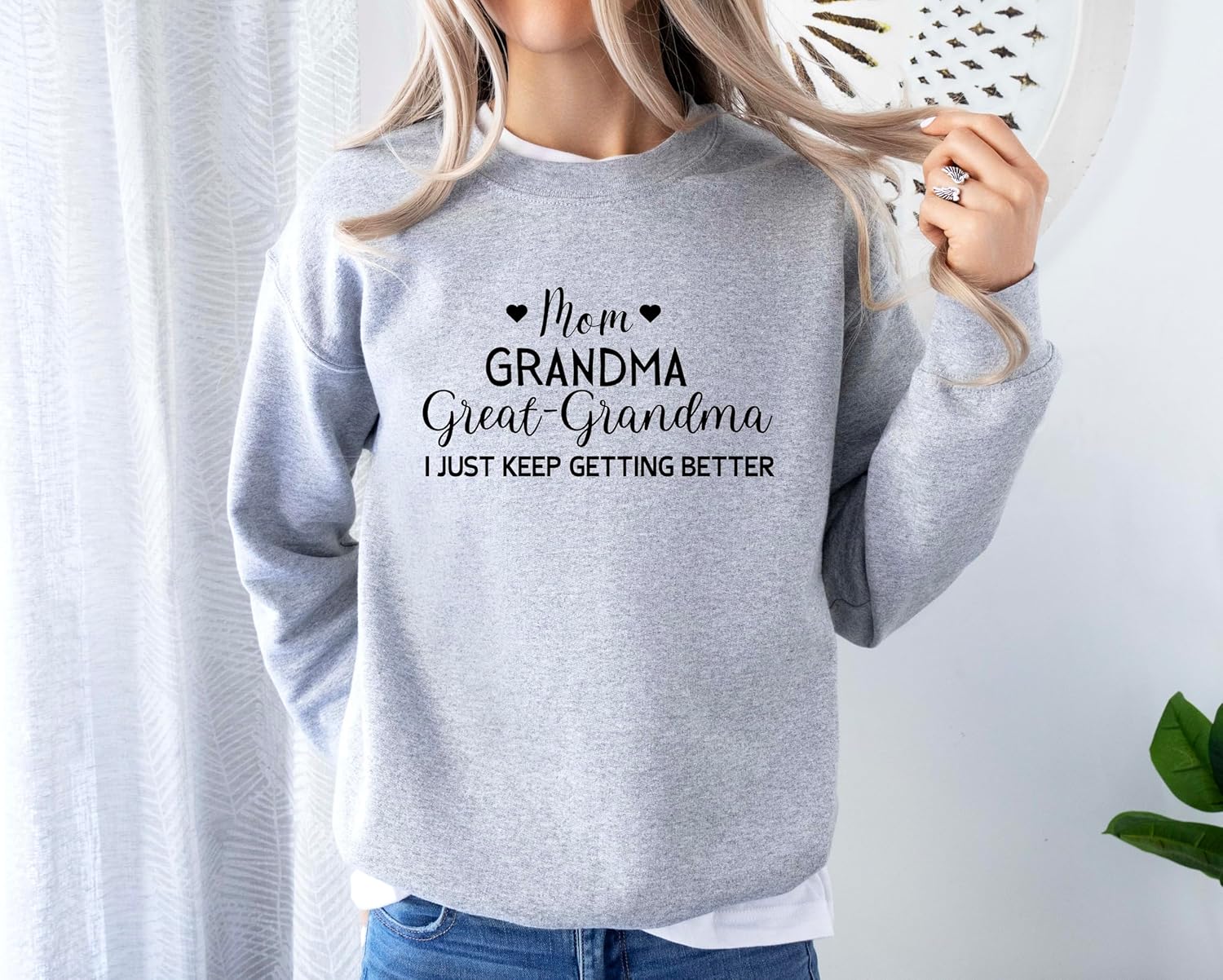Grandma Sweatshirt, Mom Grandma Great Grandma Hoodie, Pregnancy Announcement Sweatshirt, New Grandma Reveal Shirt, Family Matching Mom Crewneck Multicolor - Image 4