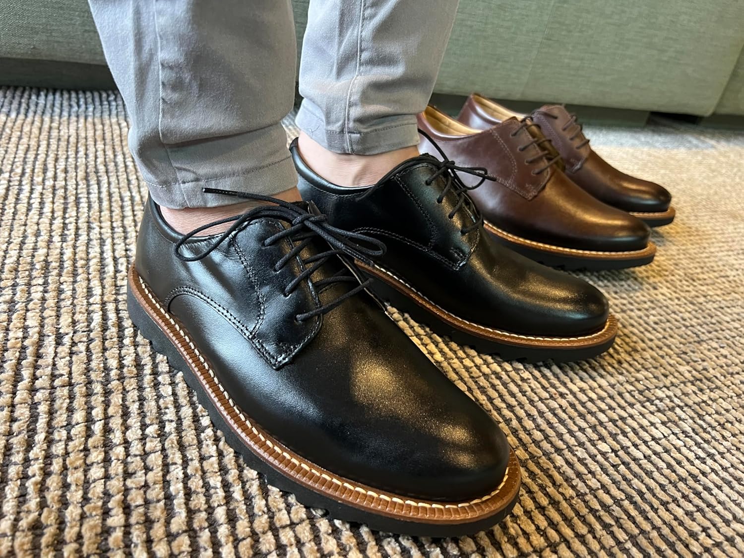 Sapato Social Derby Masculino Em Couro Solado Tratorado Exclusivo em promoção! Veja a oferta e mais achadinhos de Sapatos 7 Hoje é o melhor dia para comprar Sapato Social Derby Masculino Em Couro Solado Tratorado Exclusivo com aquele preço maroto! Promoção! Aproveite a oferta! 7