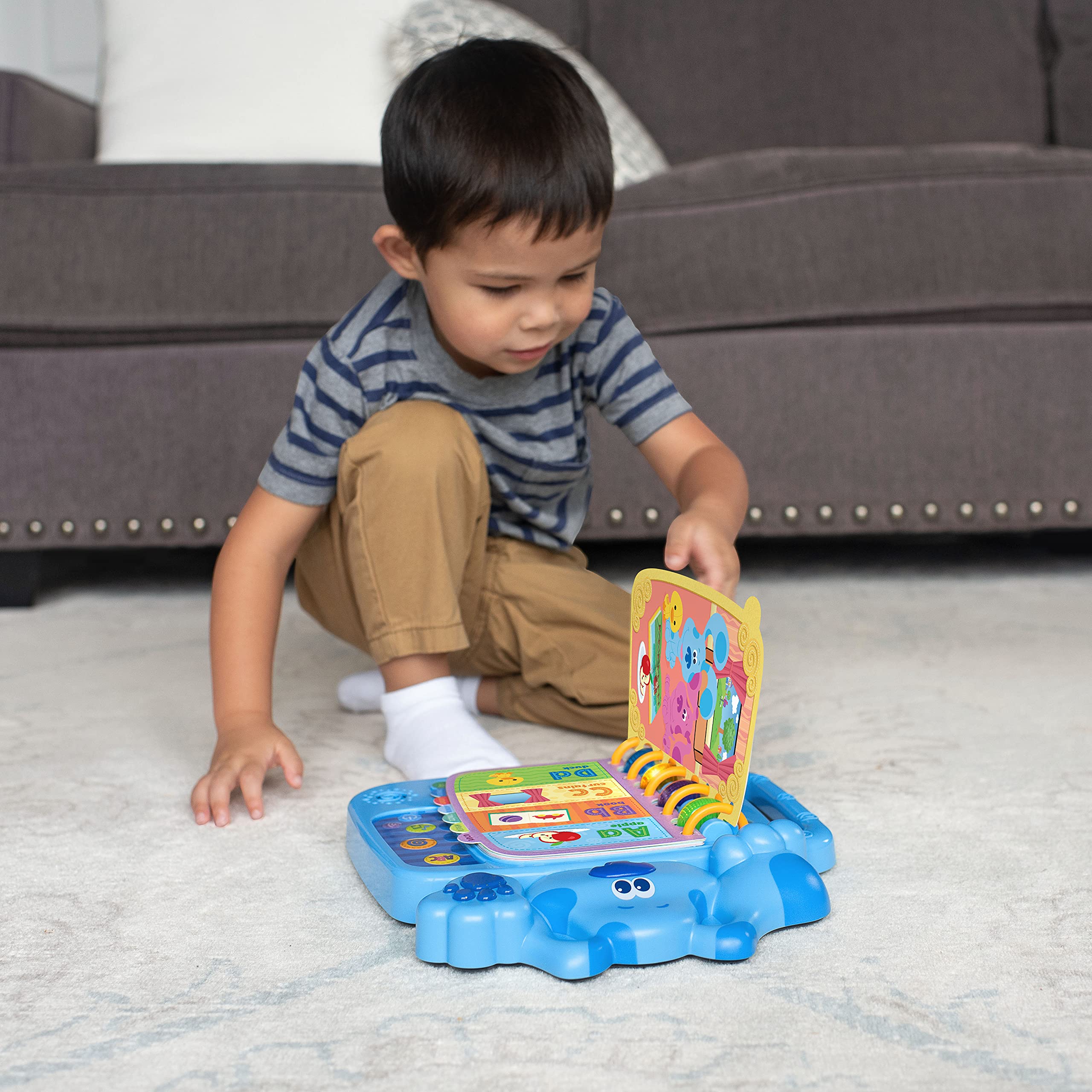 VTech - ¡Las Pistas de Blue y tú! El Libro ABC de Blue, Juguete Educativo para niños +2 años, aprende el abecedario, versión ESP (3480-610622)