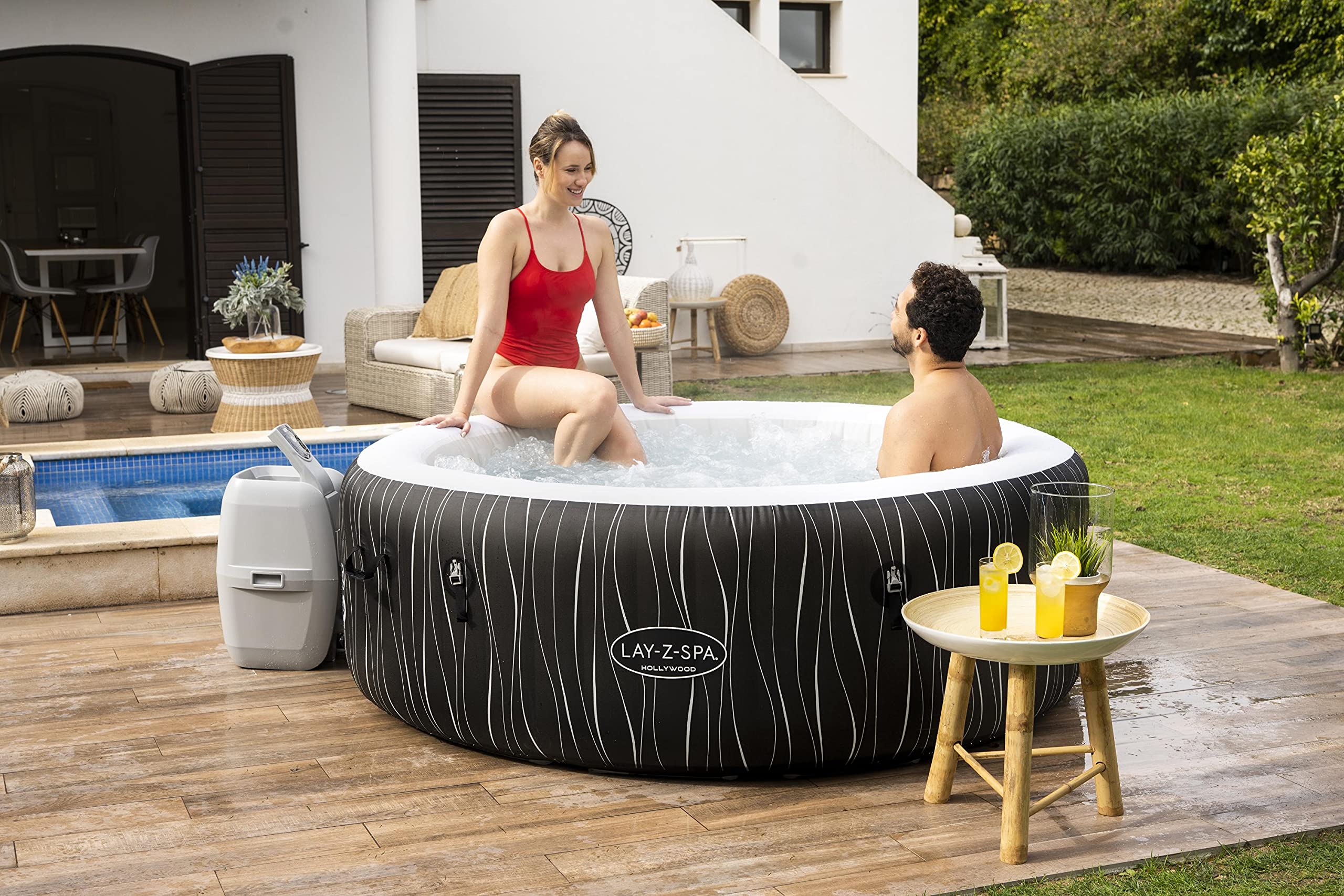 Bestway LAY-Z-SPA® Hollywood Airjet™ 196 x 66 cm, 4-6 personnes