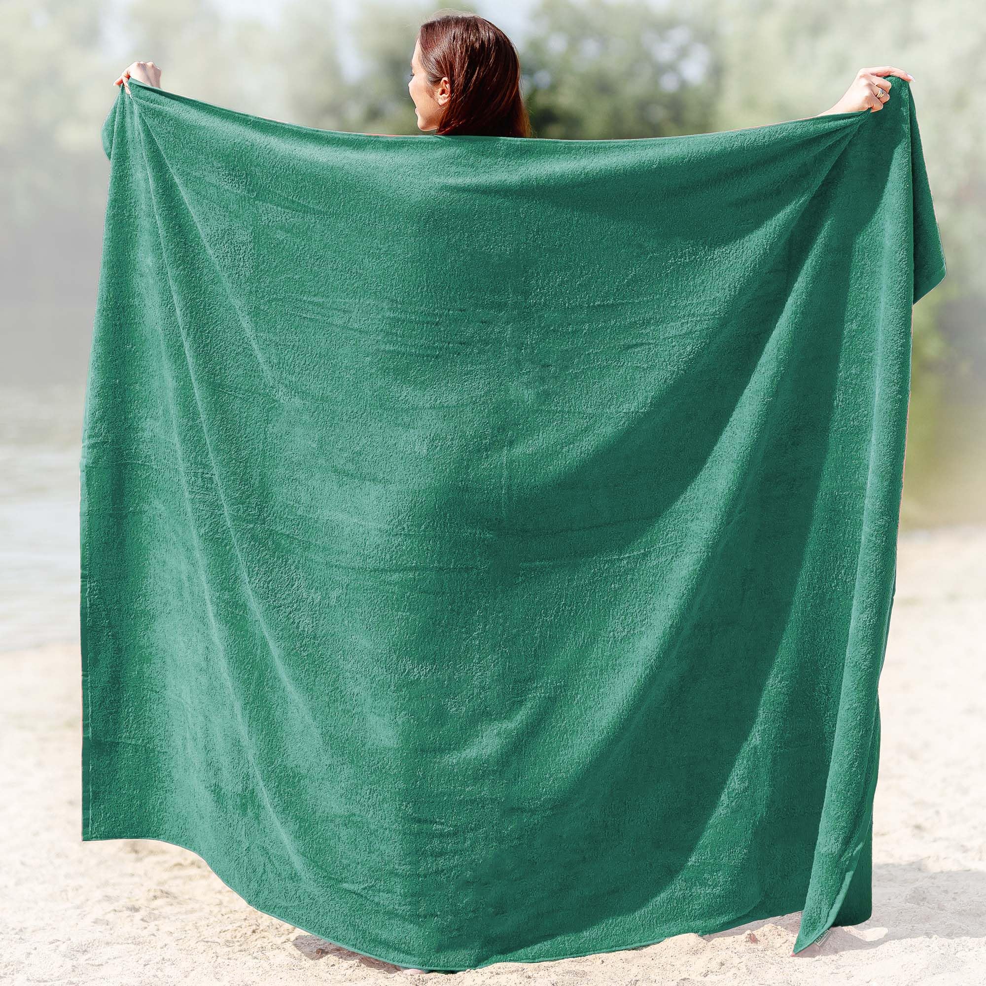 ADAMO Toalla de playa XXL 100% algodón – 100 x 220 cm, color verde oscuro: 470 – Toalla de sauna XXL, toalla de baño de gran tamaño – Toalla de ducha, toalla de baño y toalla de sauna