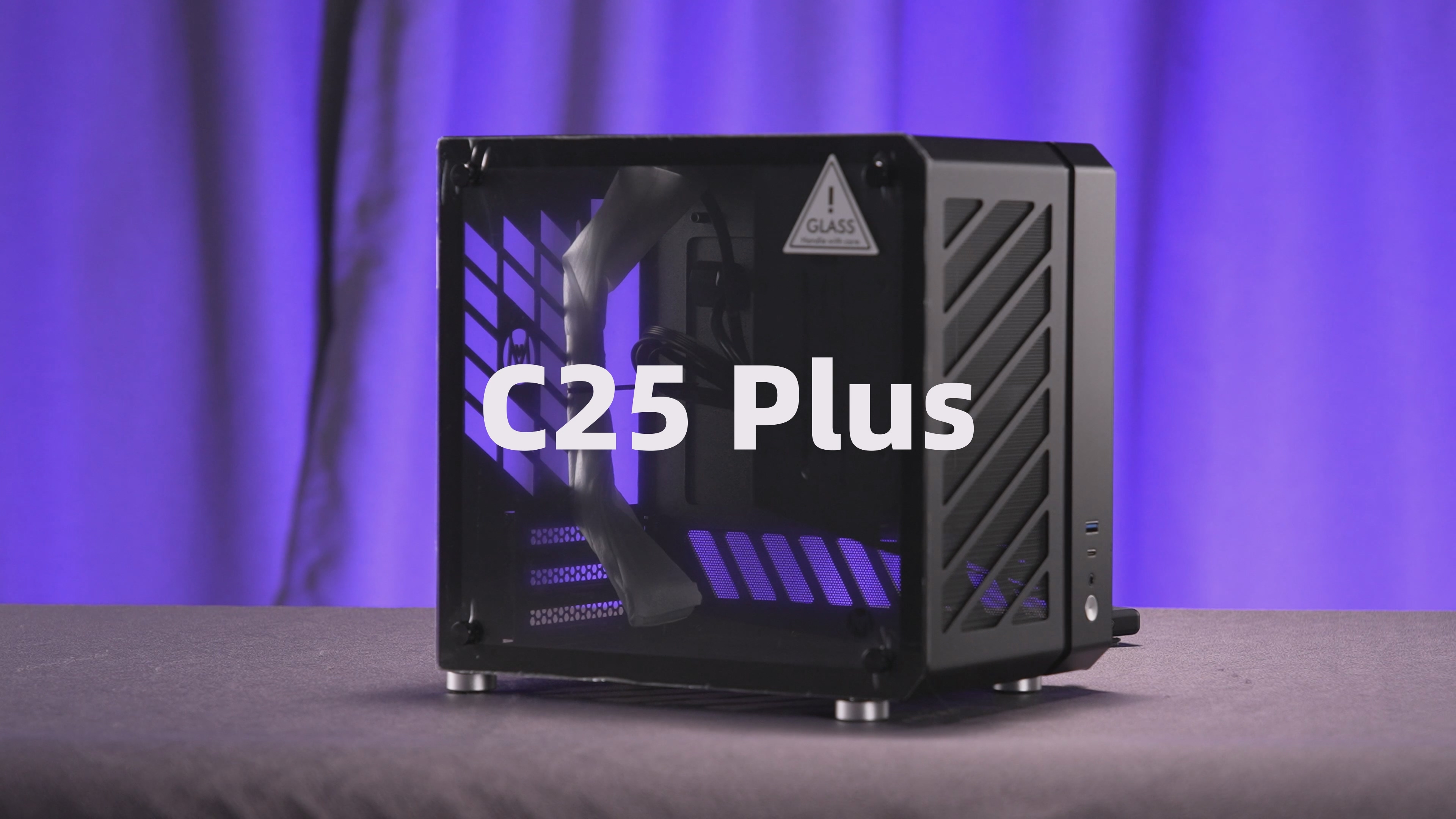 345mmロングGPU対応Mechanic Master IF11　itxケース MECHANIC MASTER C24 Small Cube Sugar Mini-ITX Chassis / Alumium