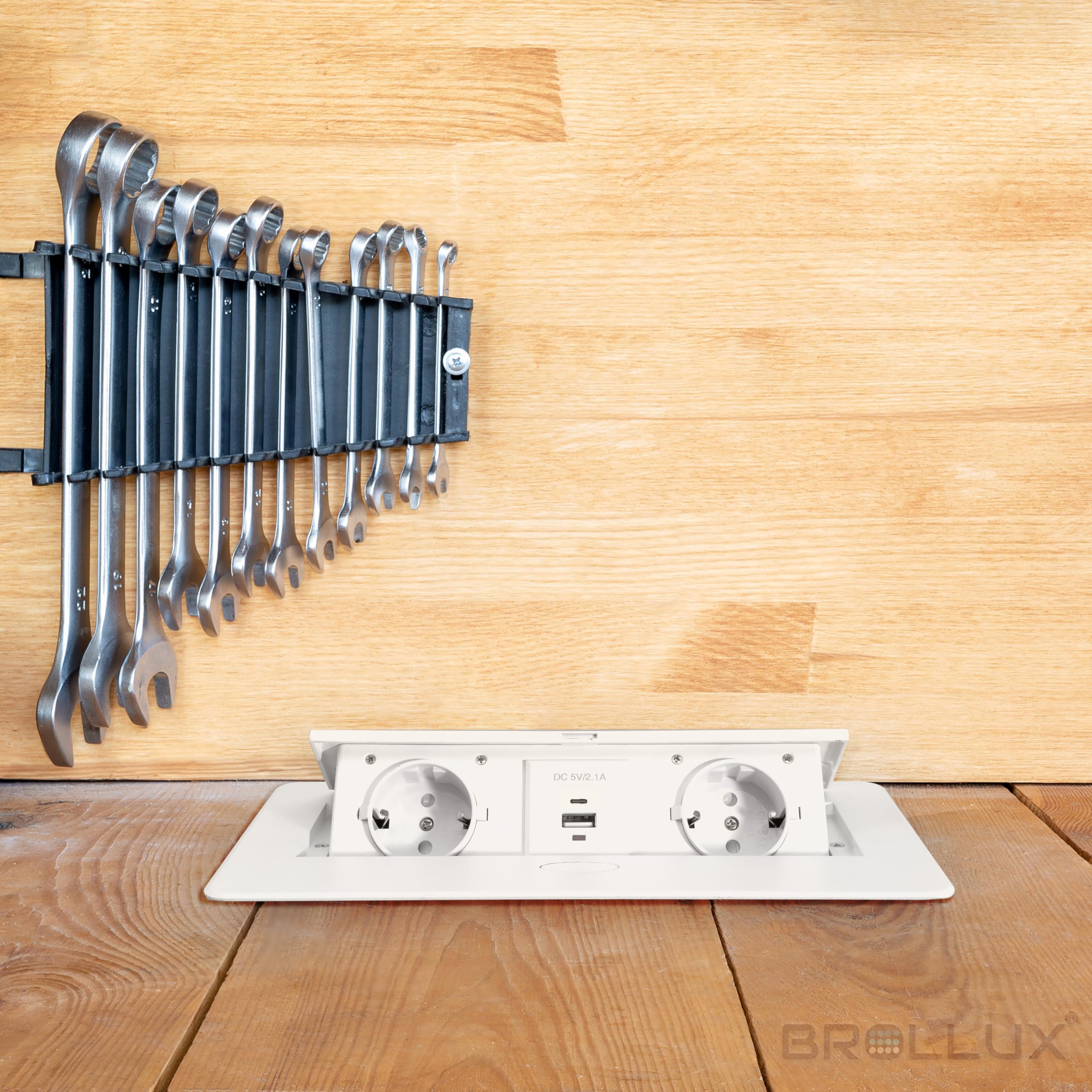 BROLLUX Inbouwstopcontact Uitschuifbaar Dubbel met USB en USBC Zilver