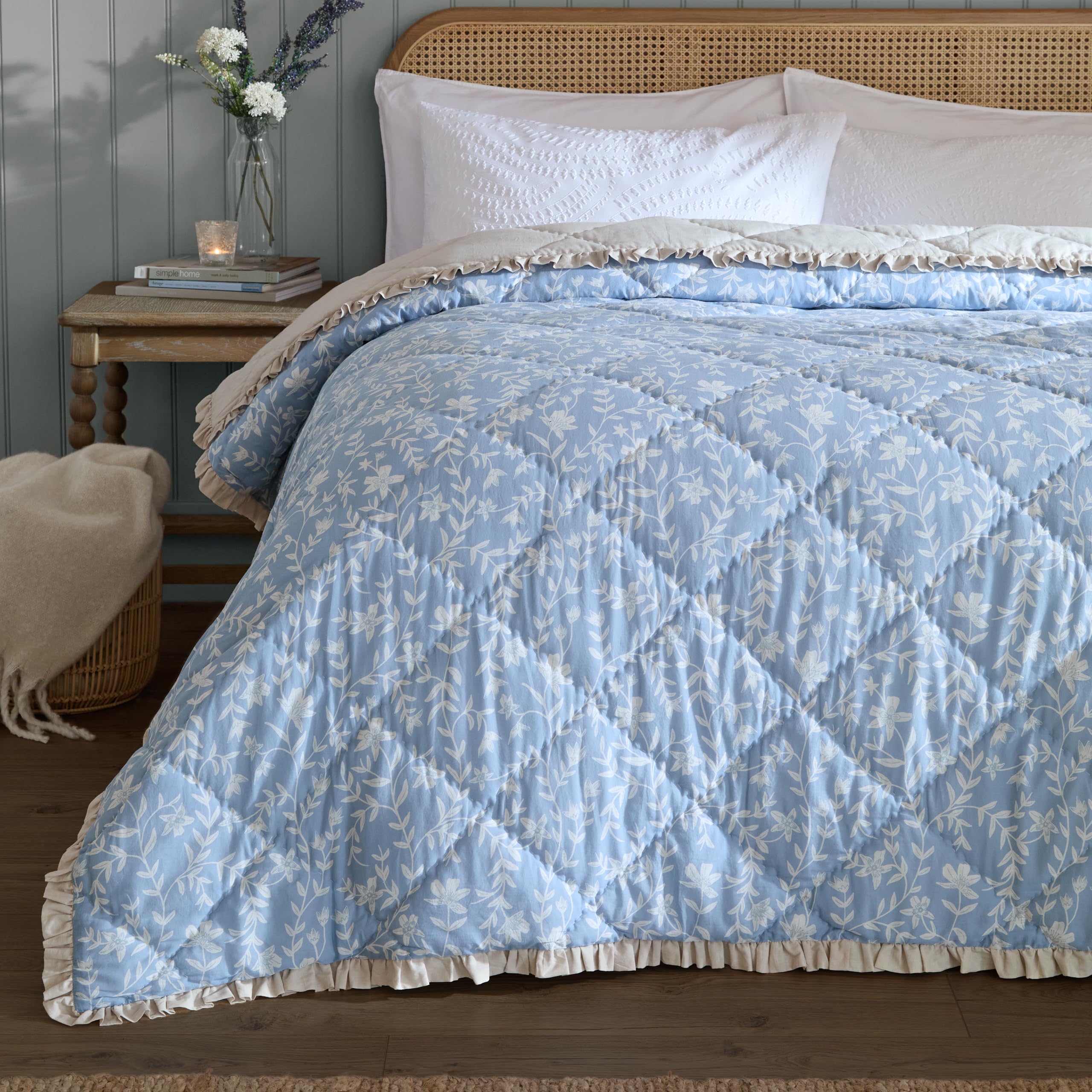 furn. Wylder Amelia Bedspread – Reversible Floral Quilted Ruffle Trim Coverlet Bedding (Delph Blue – 240x260cm)