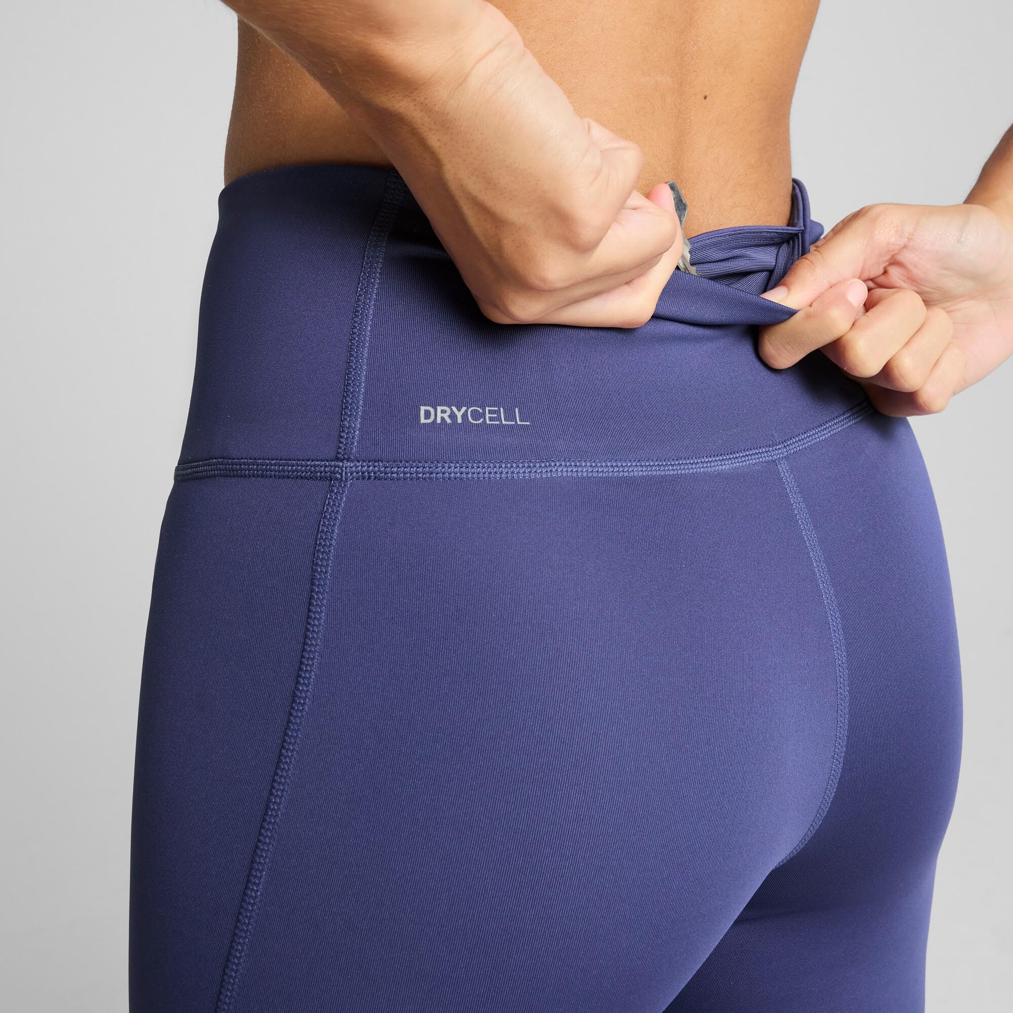PUMA W TAD ESSENTIAL TIGHT - HW FL