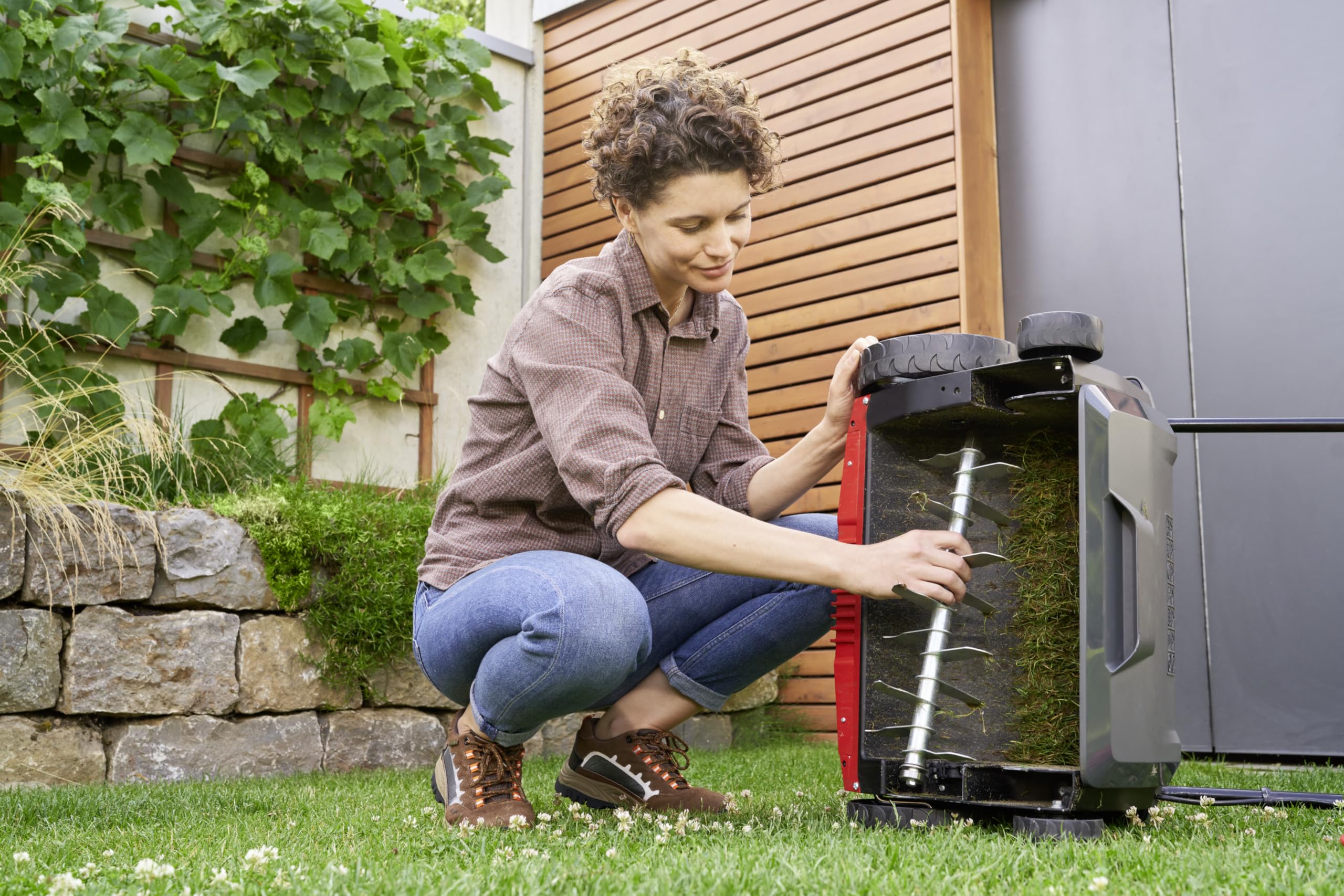 AL-KO Escarificador eléctrico 38.4 E Combi Care, Potencia del Motor de 1400 W, Ancho de Trabajo de 38 cm, Incluye Saco de 55 L, para césped de hasta 800 m²