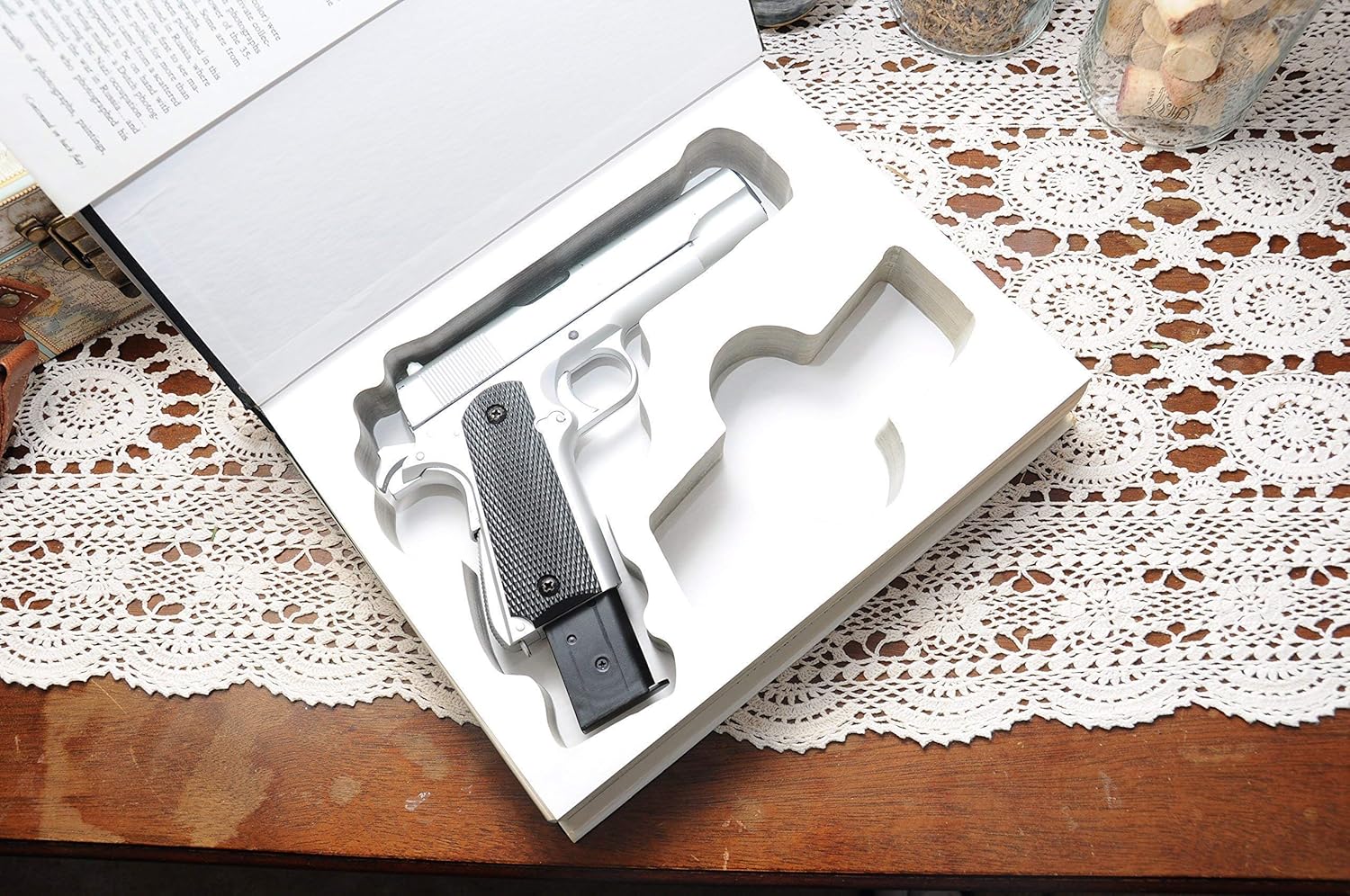 Concealed Gun Storage Book Safe for Full Size Handguns - w/Magazine Slot - for Guns: Glock, Ruger, Springfield, S&W, Colt, CZ, Sig Sauer, Taurus, Kel-tec, Kimber - Book Holster.